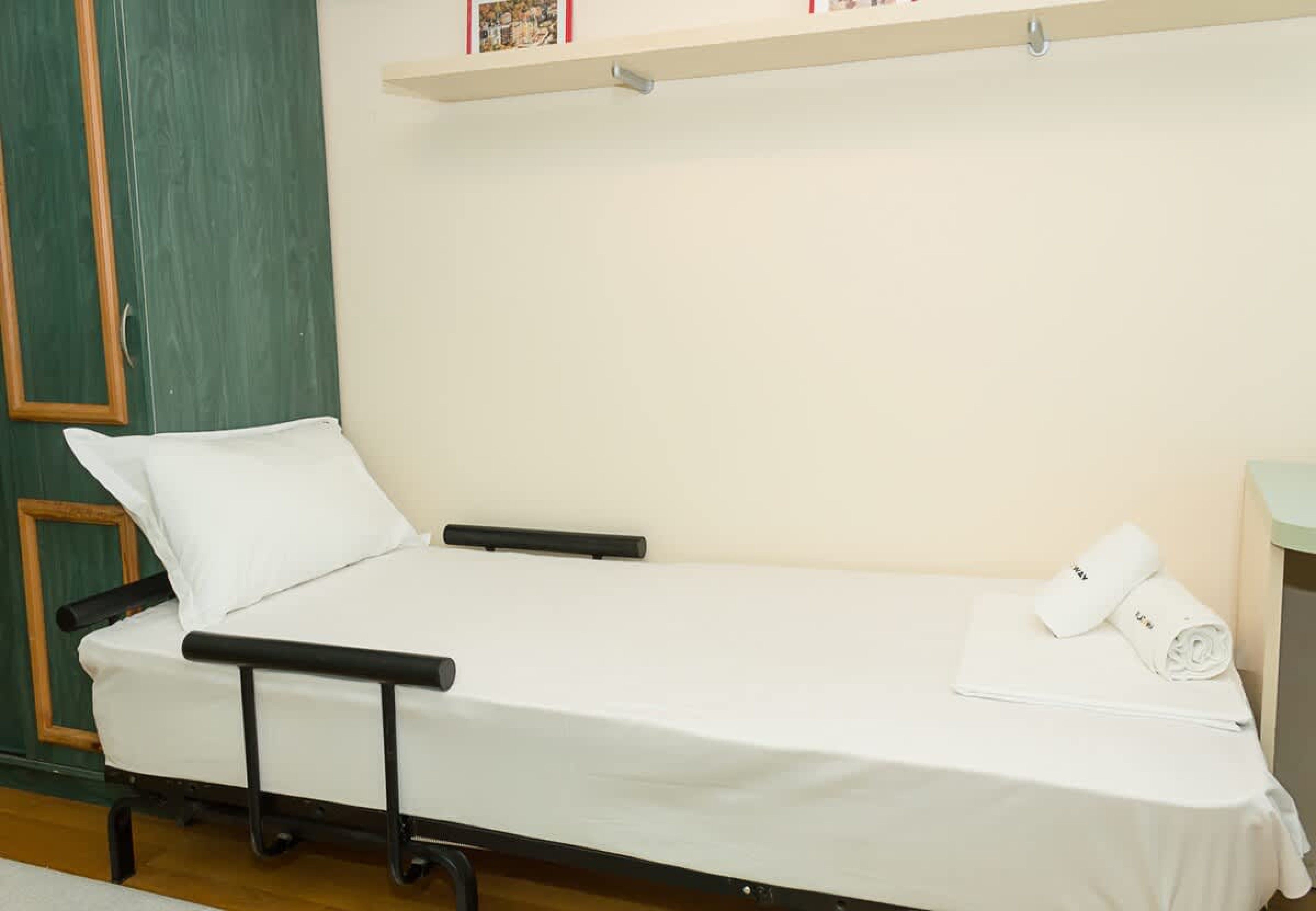 Scoutaround White Logo