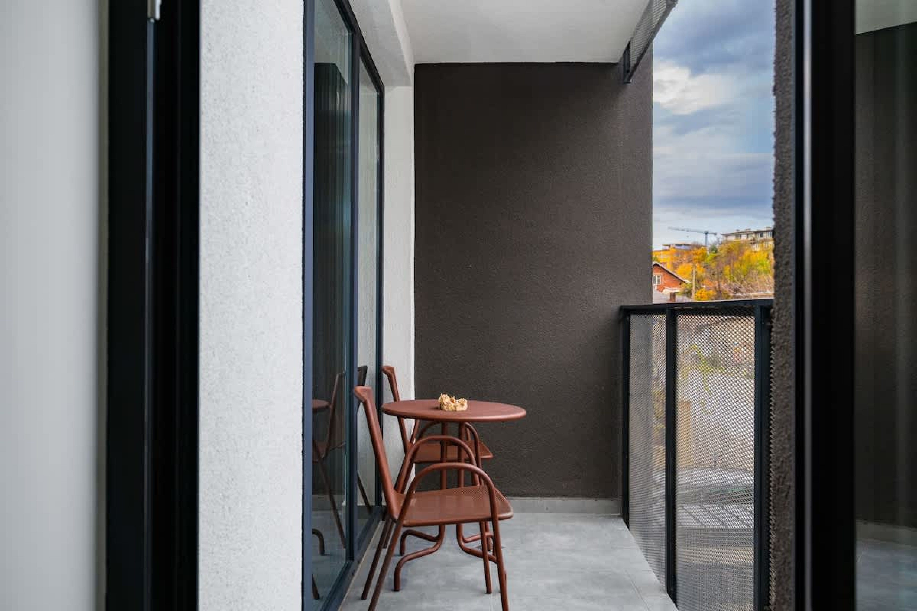 Scoutaround White Logo