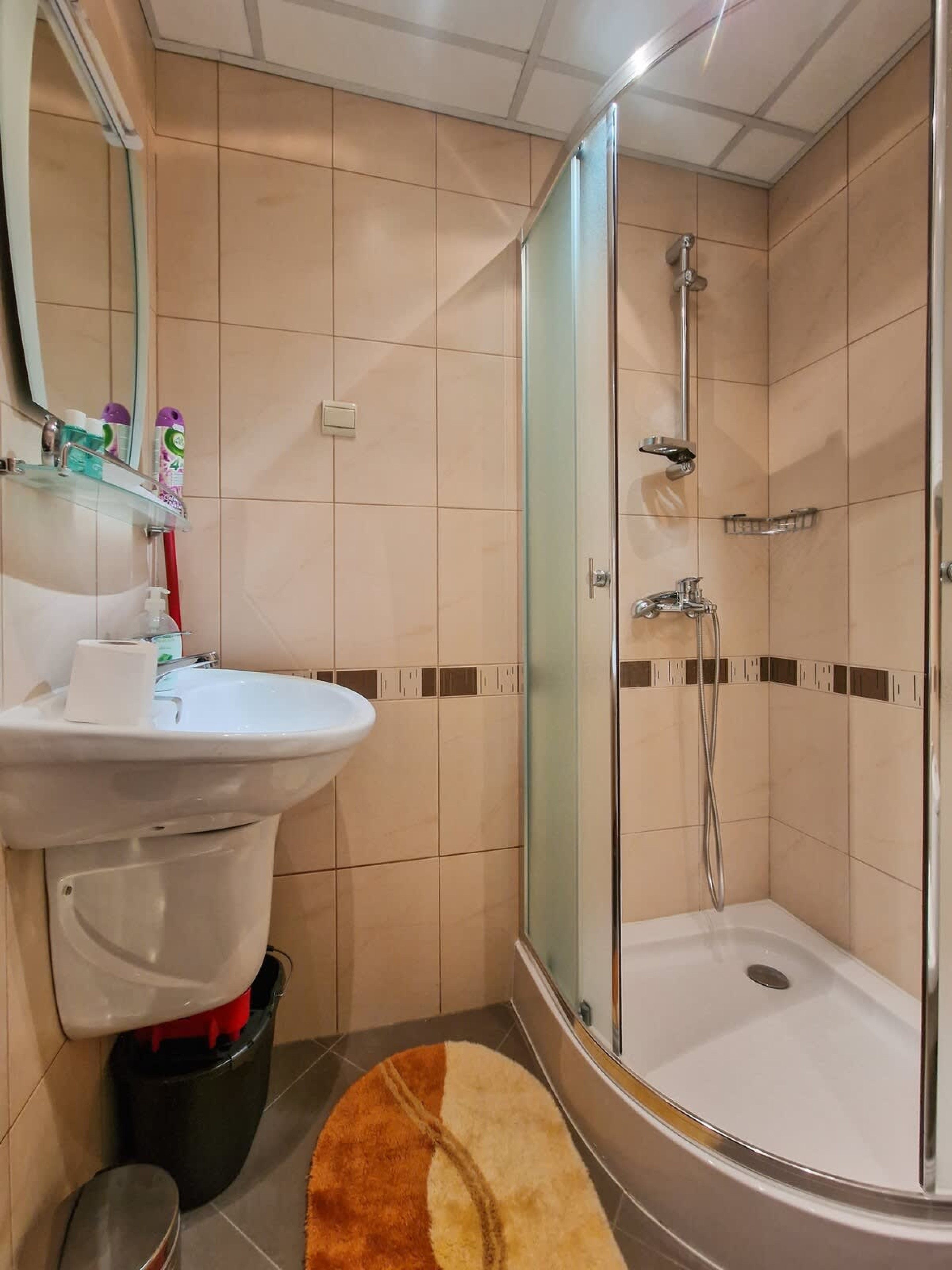 Scoutaround White Logo