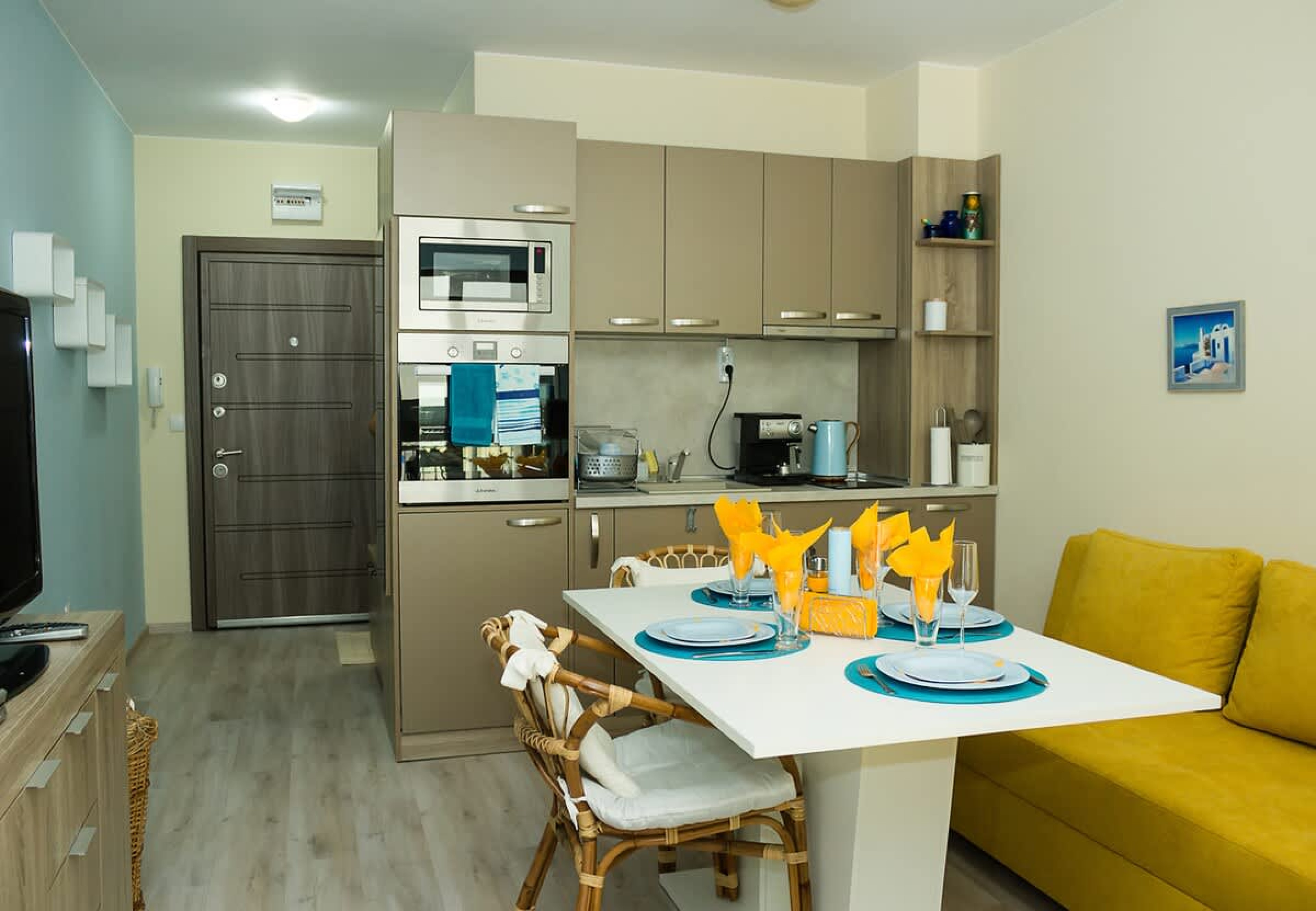 Sunny Studio + Parking near the Sea in Briz, Varna - Photo 9