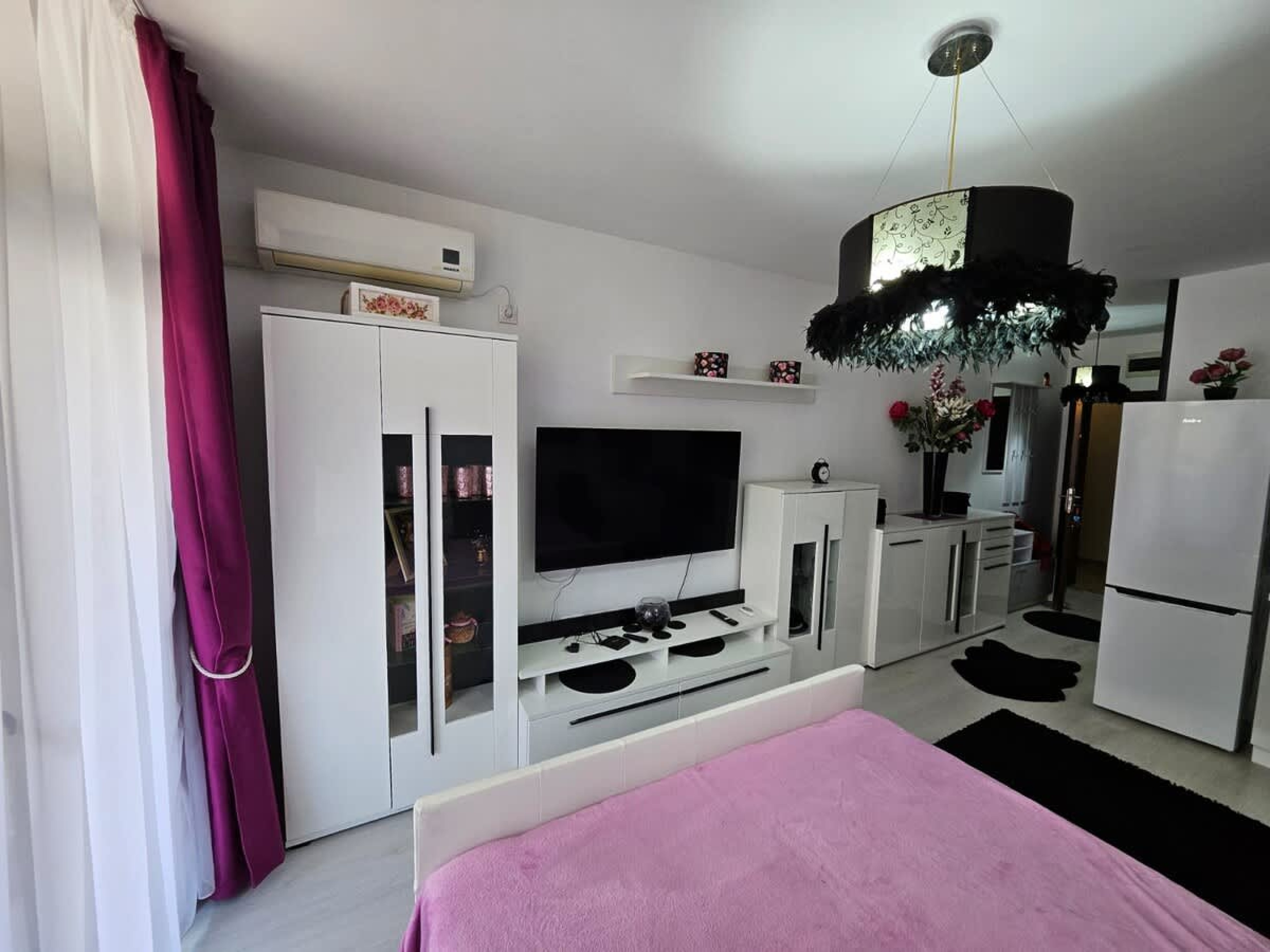 Romantic Sensual Retreat Studio by Flat Manager - Cover Photo