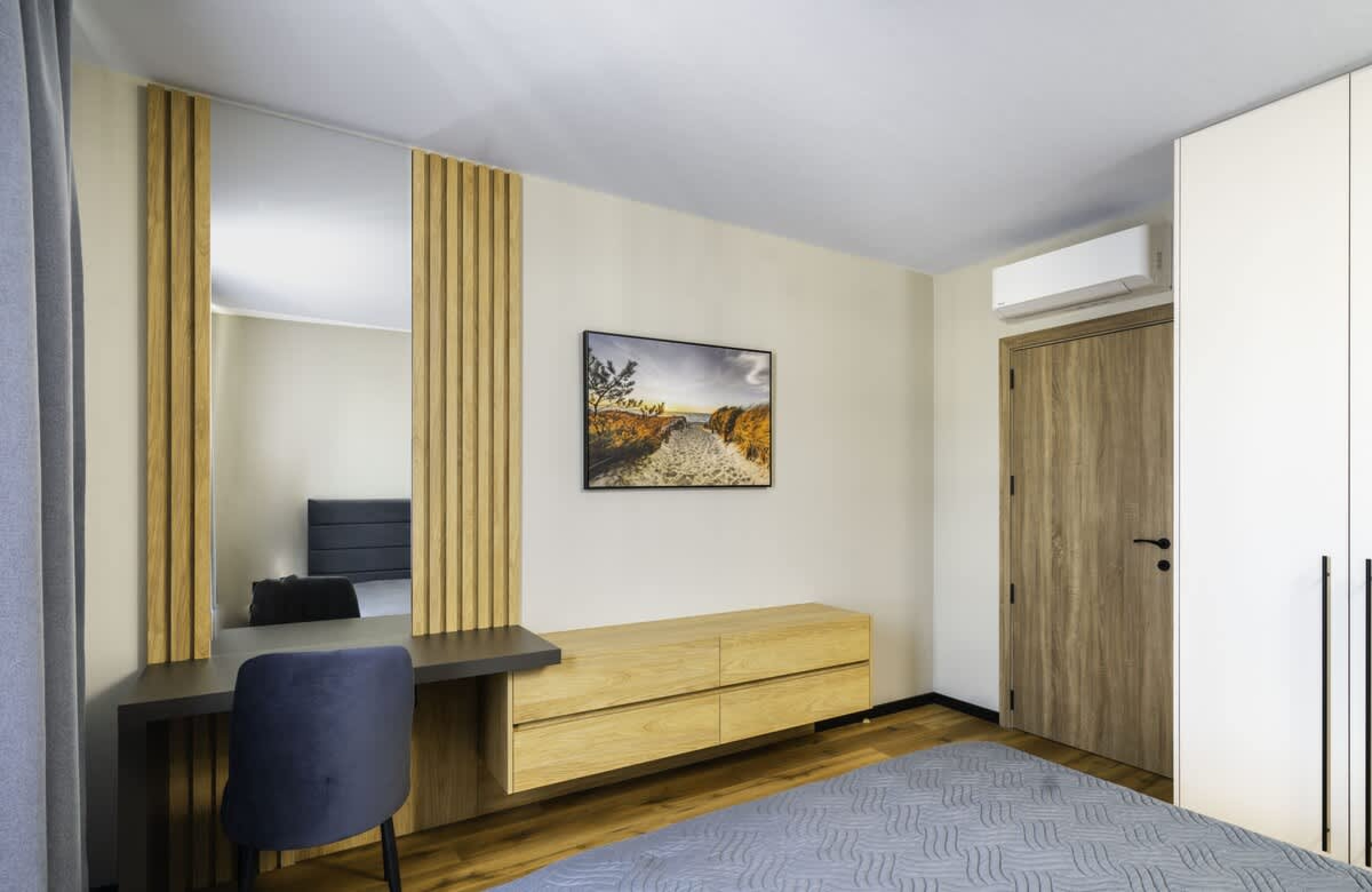 Scoutaround White Logo