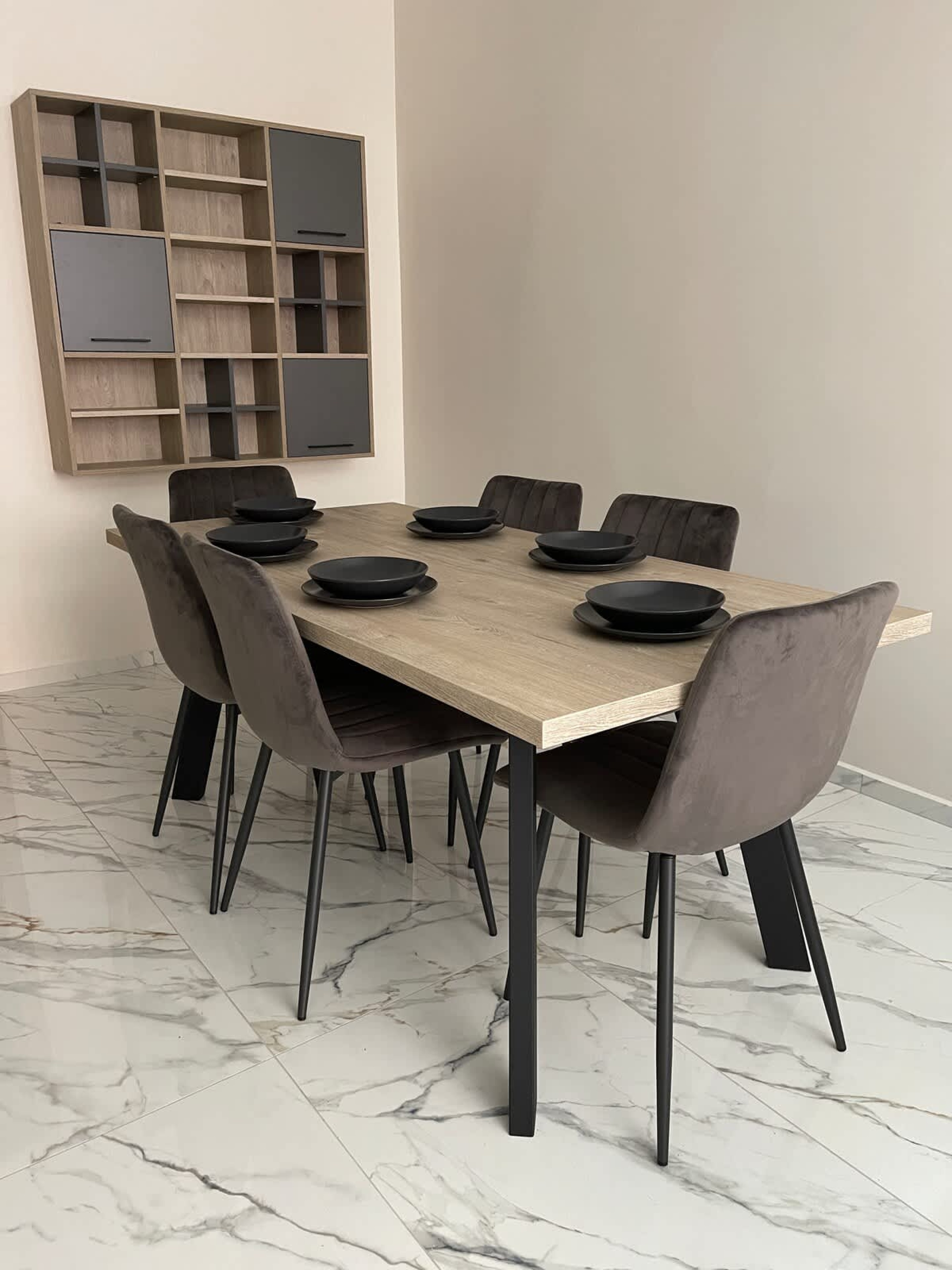 Scoutaround White Logo