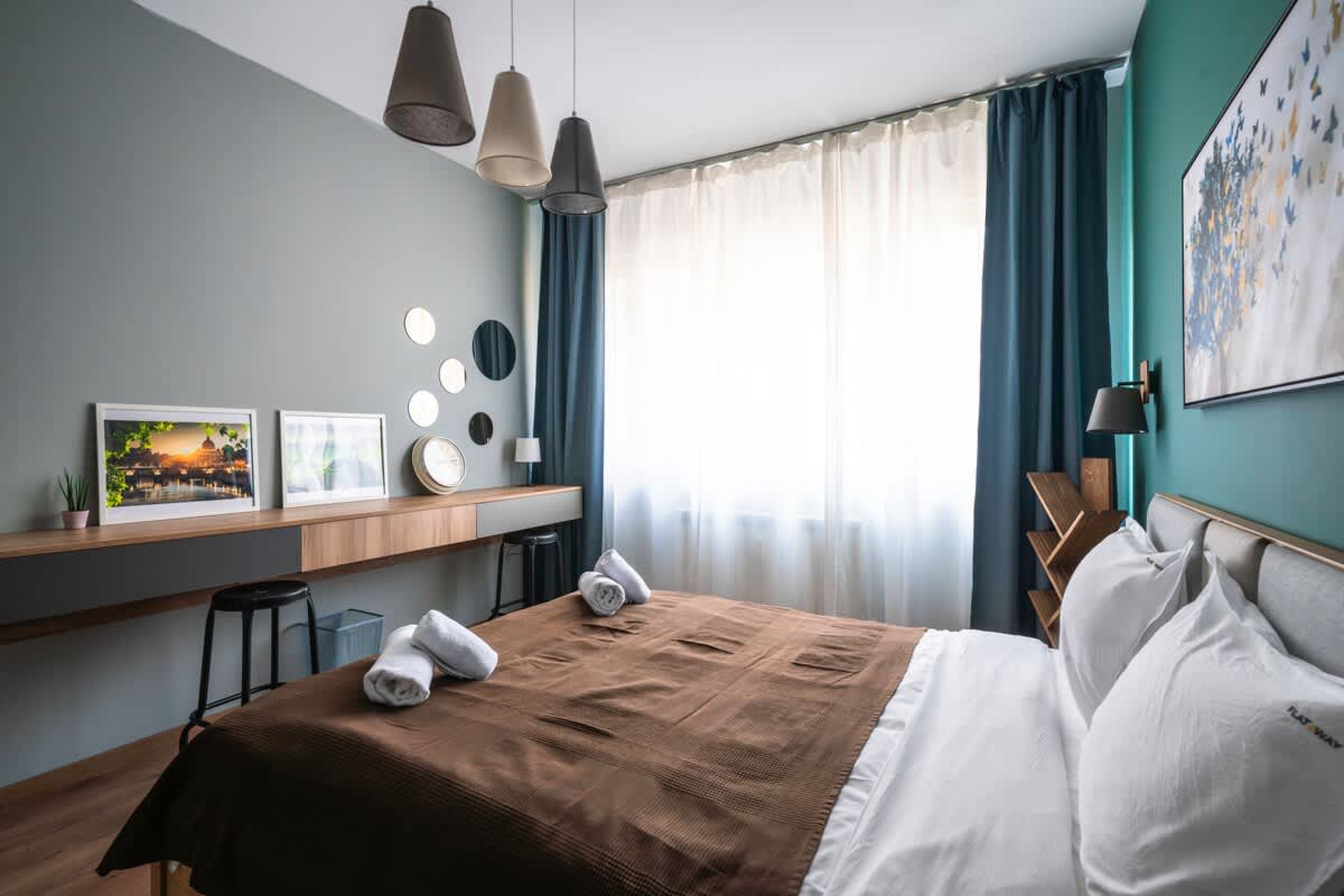 Scoutaround White Logo