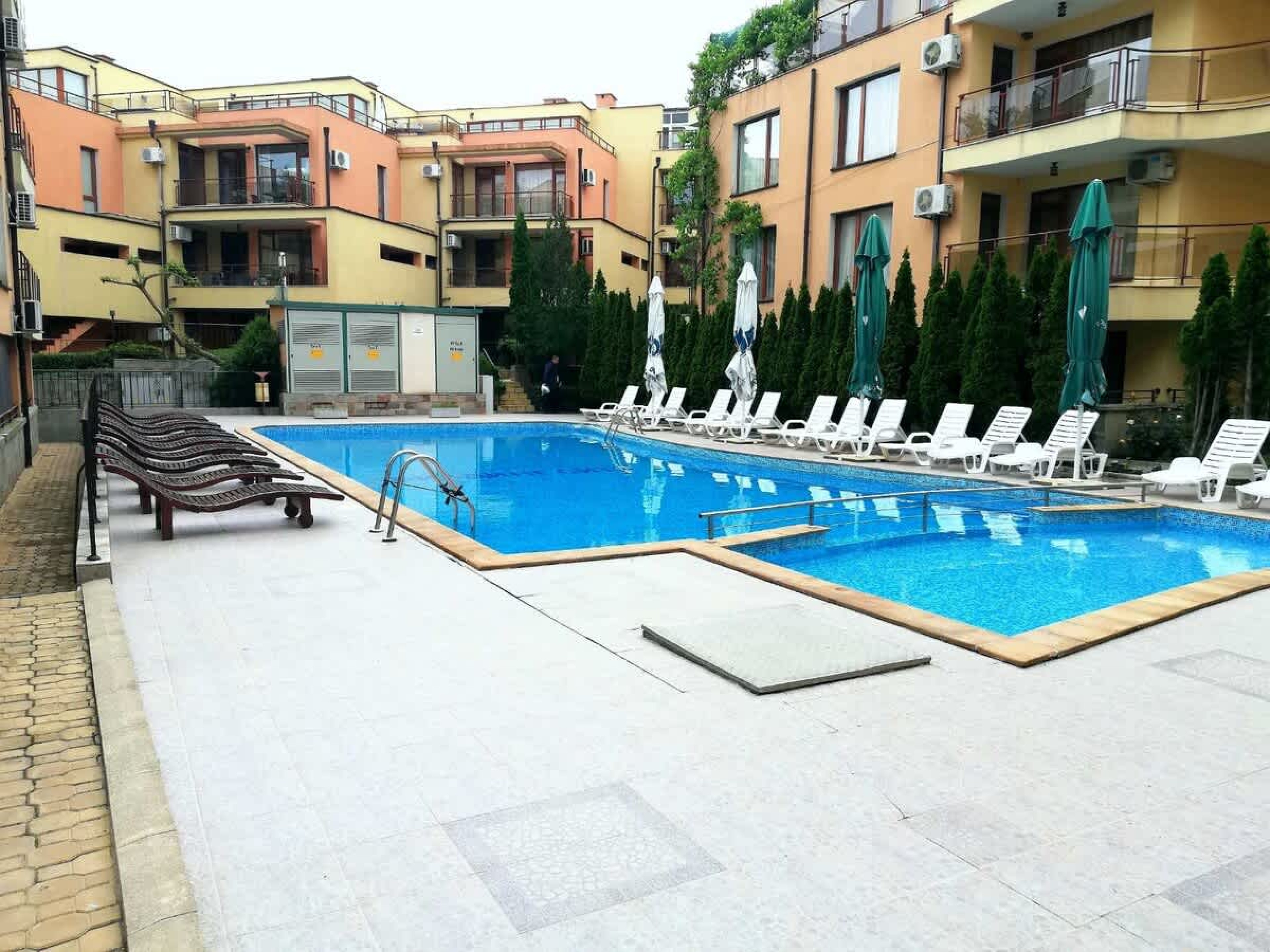 Scoutaround White Logo