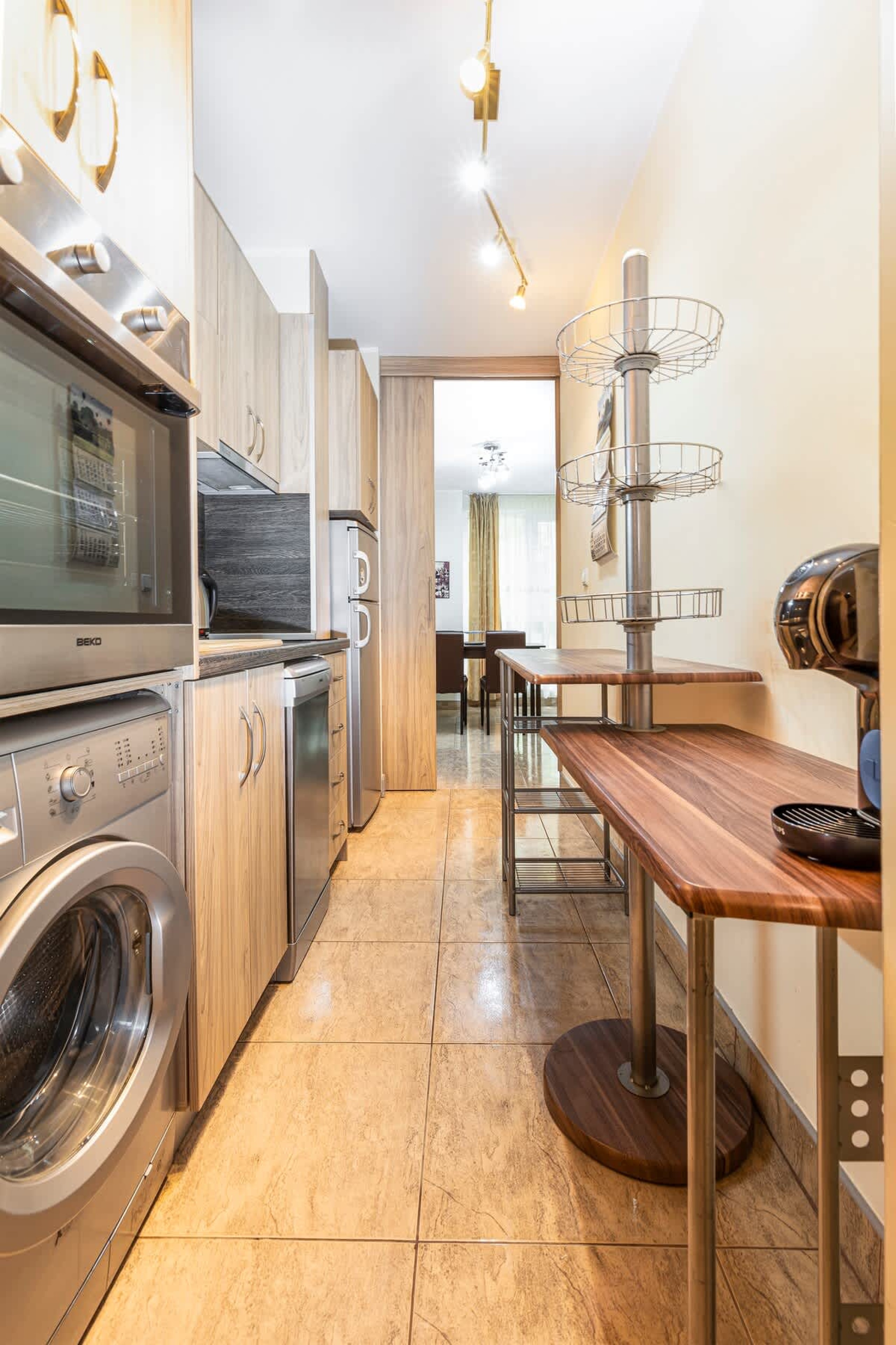 Scoutaround White Logo