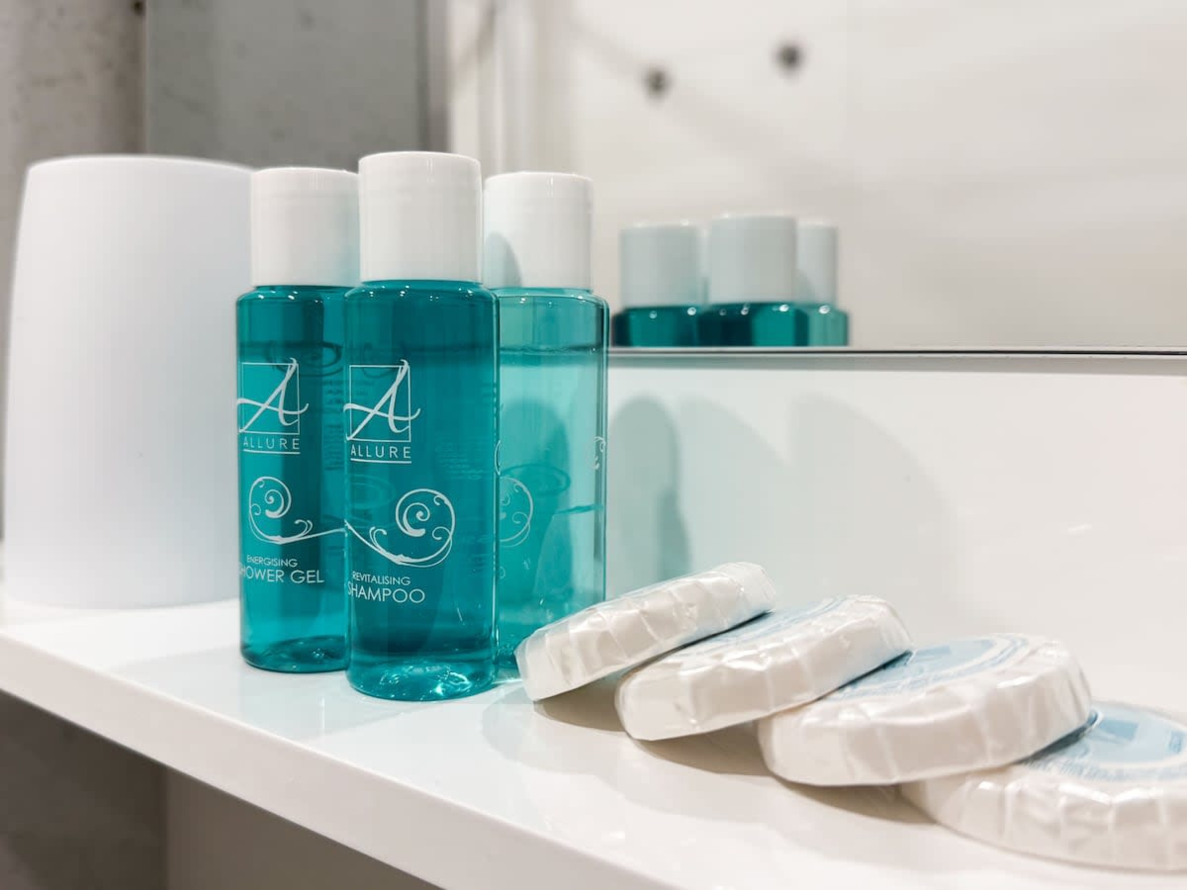 Scoutaround White Logo