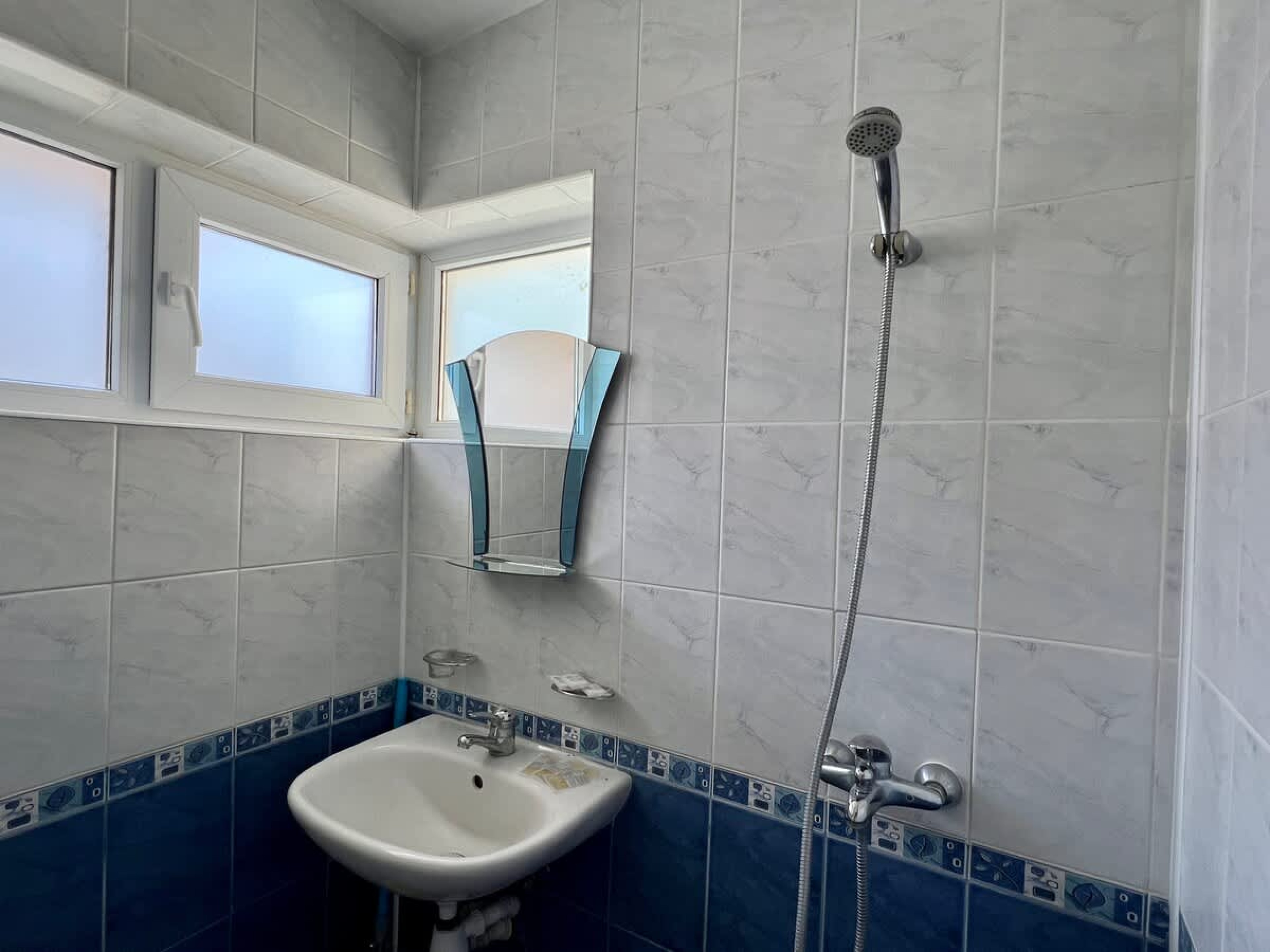 Private 1BD Apartment with Balcony in Sozopol - Photo 13