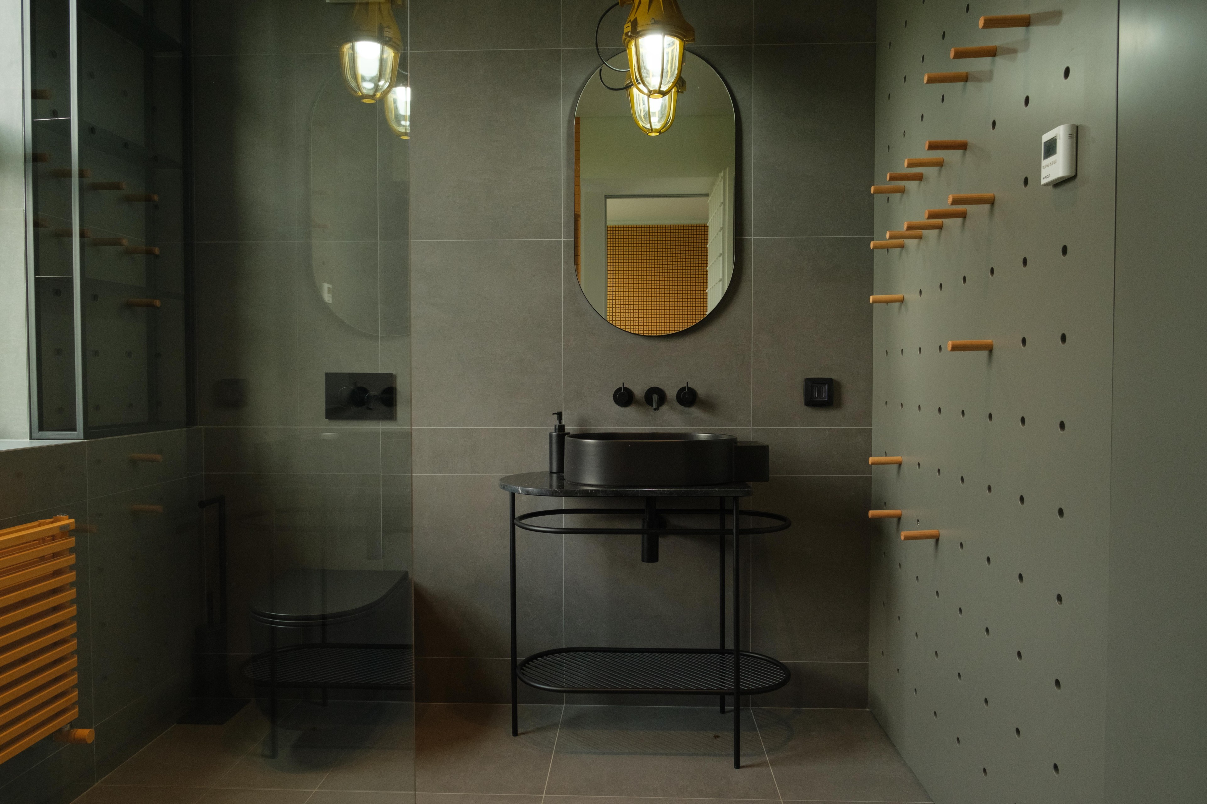 Scoutaround White Logo