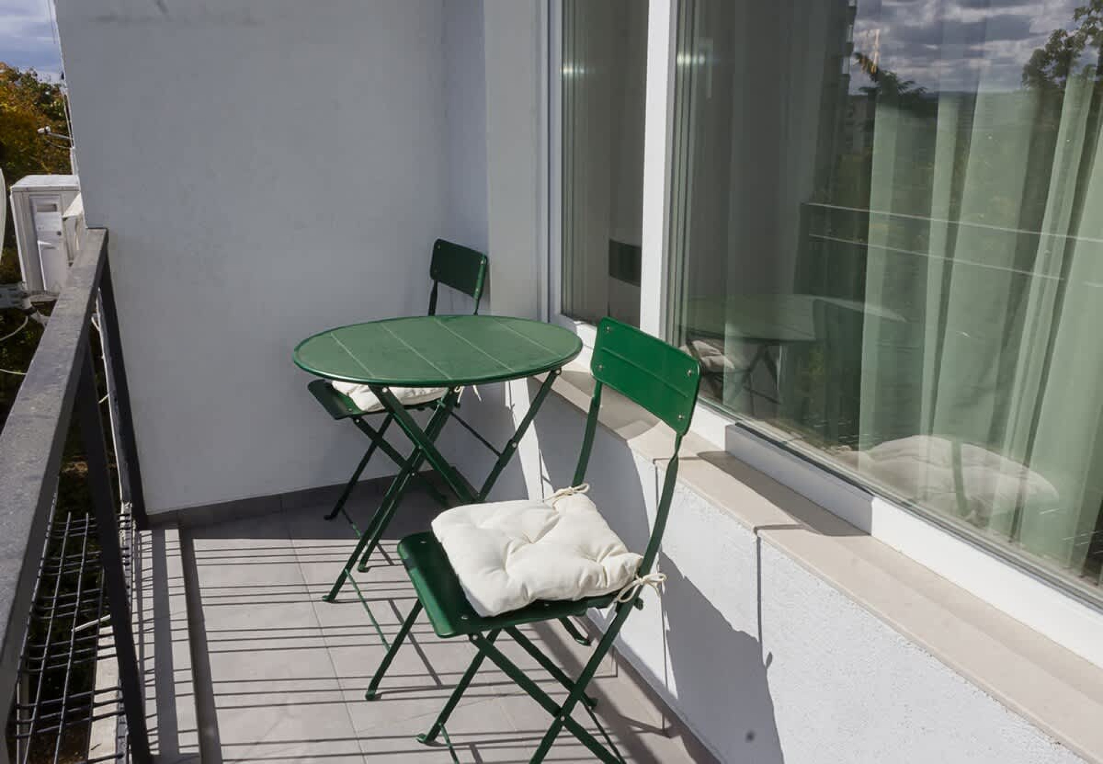 1BD Sea Garden Retreat with Dedicated Workspace - Photo 5