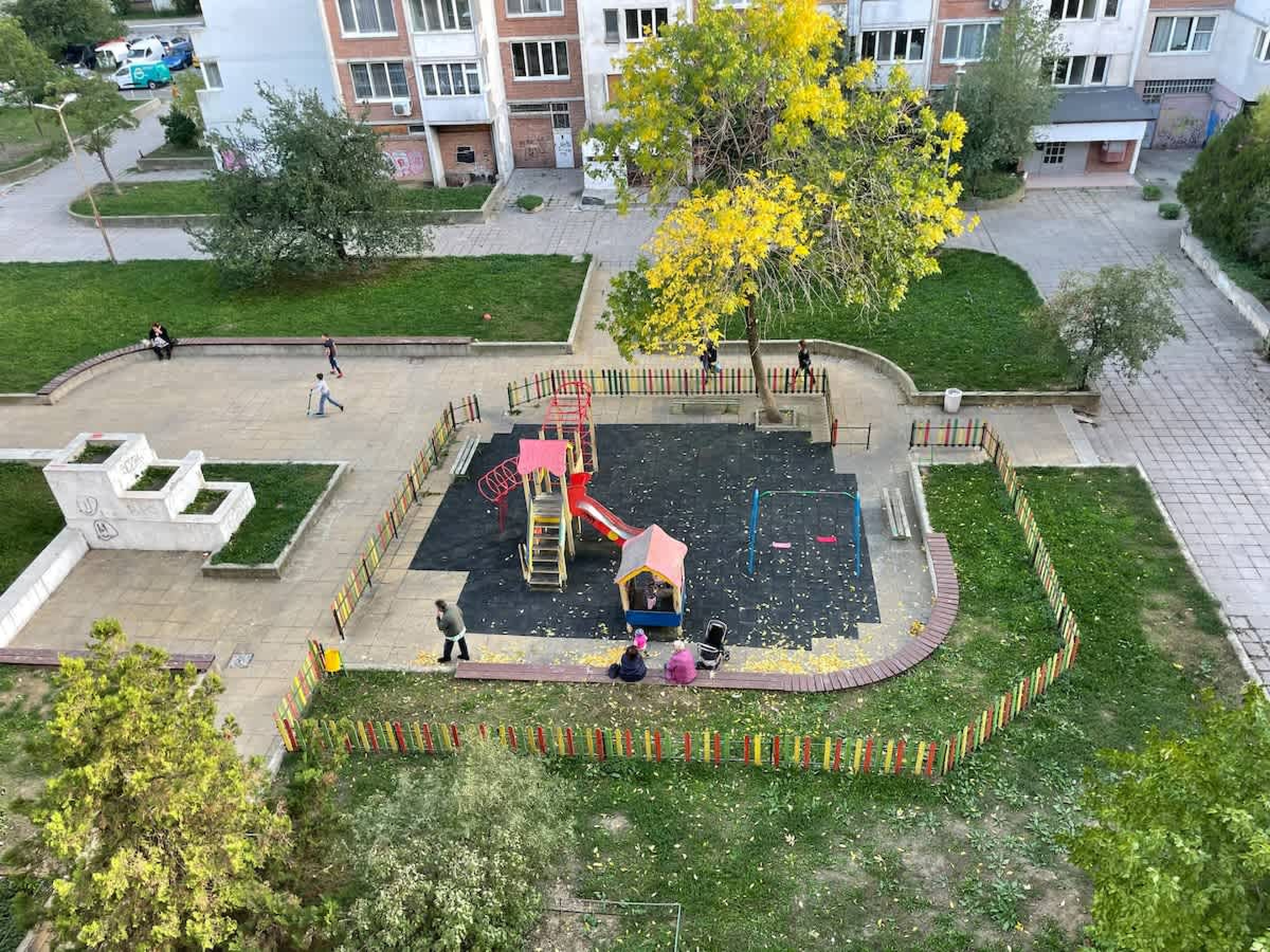 Scoutaround White Logo