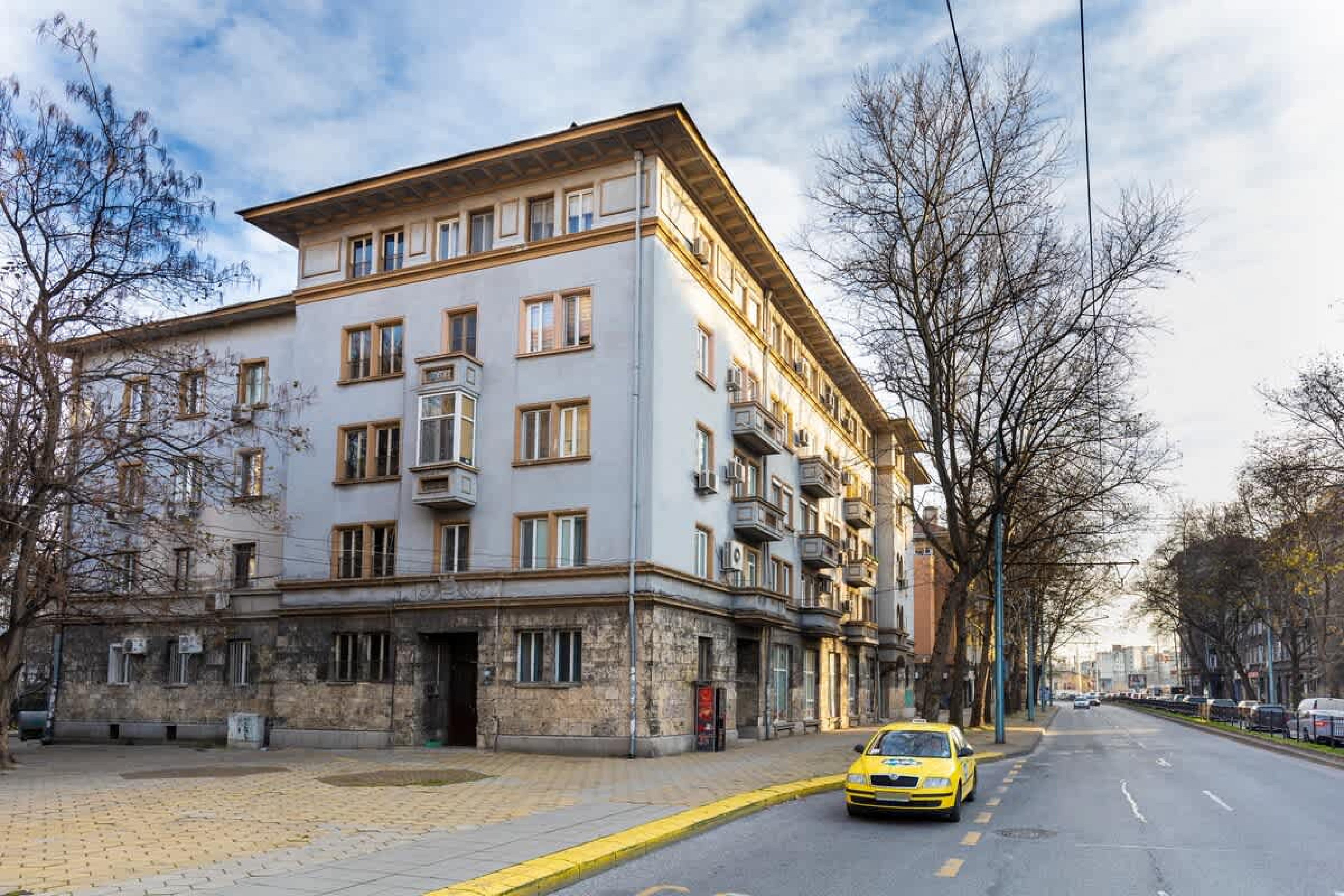 Scoutaround White Logo