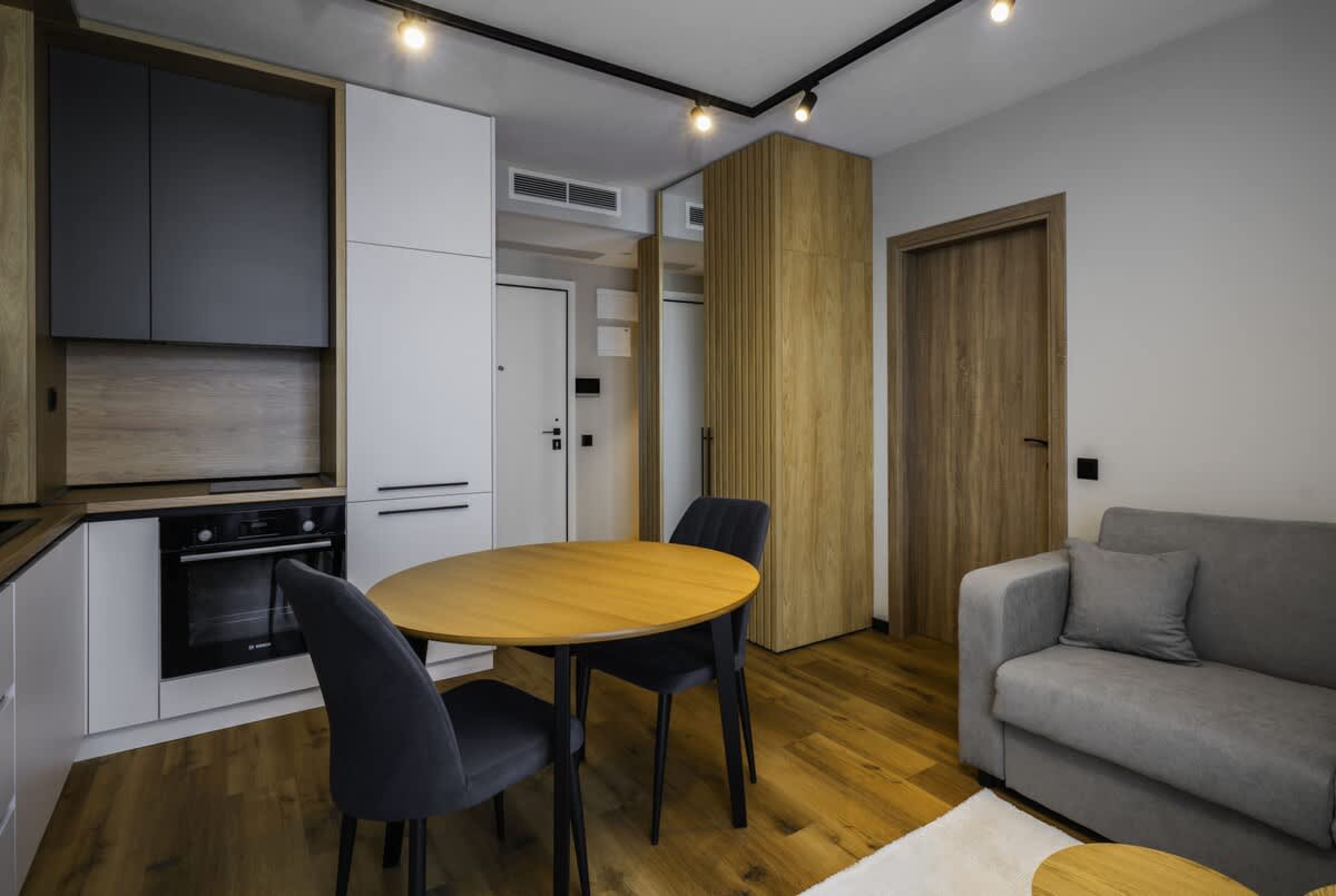 Scoutaround White Logo