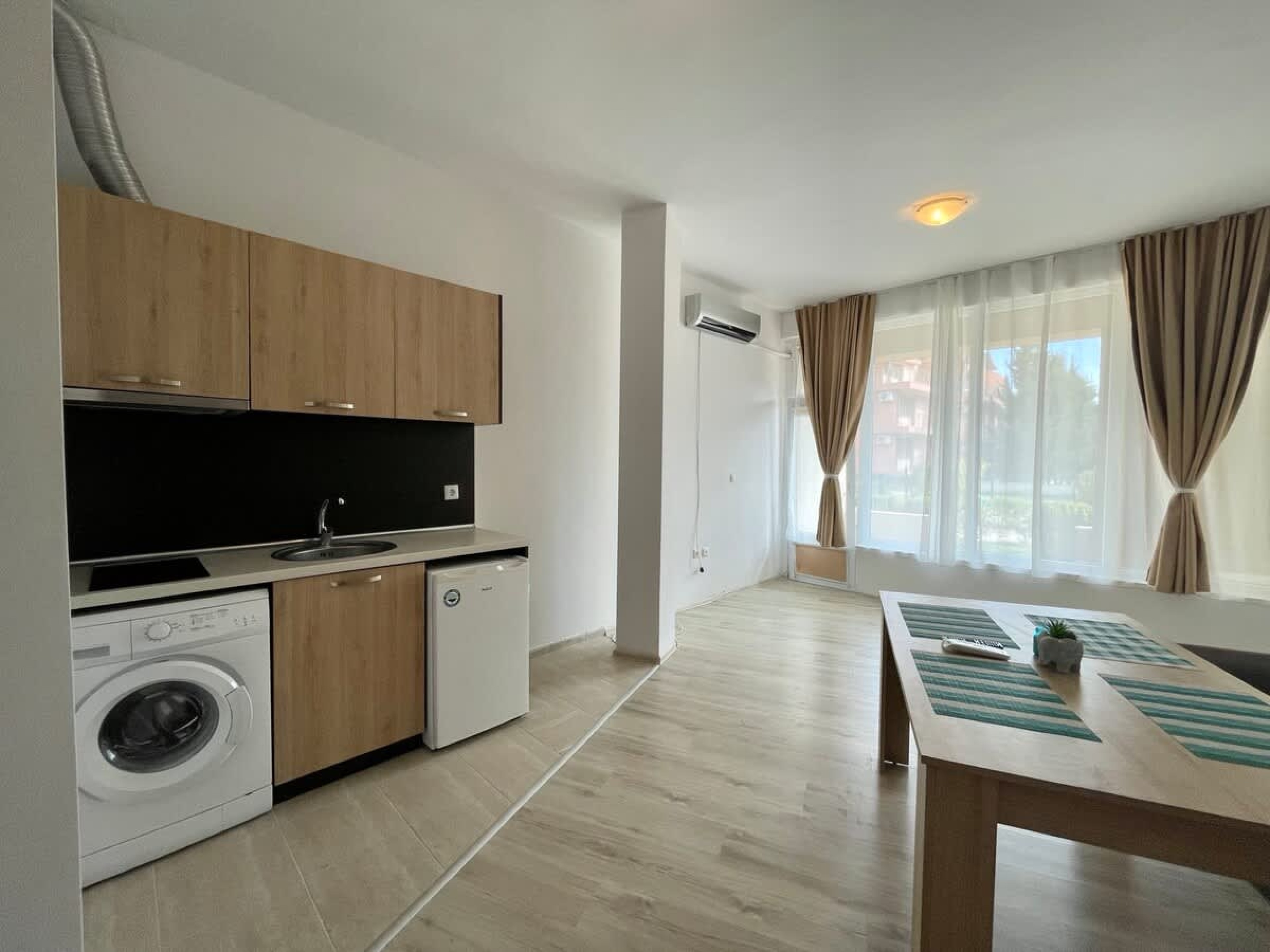 Scoutaround White Logo