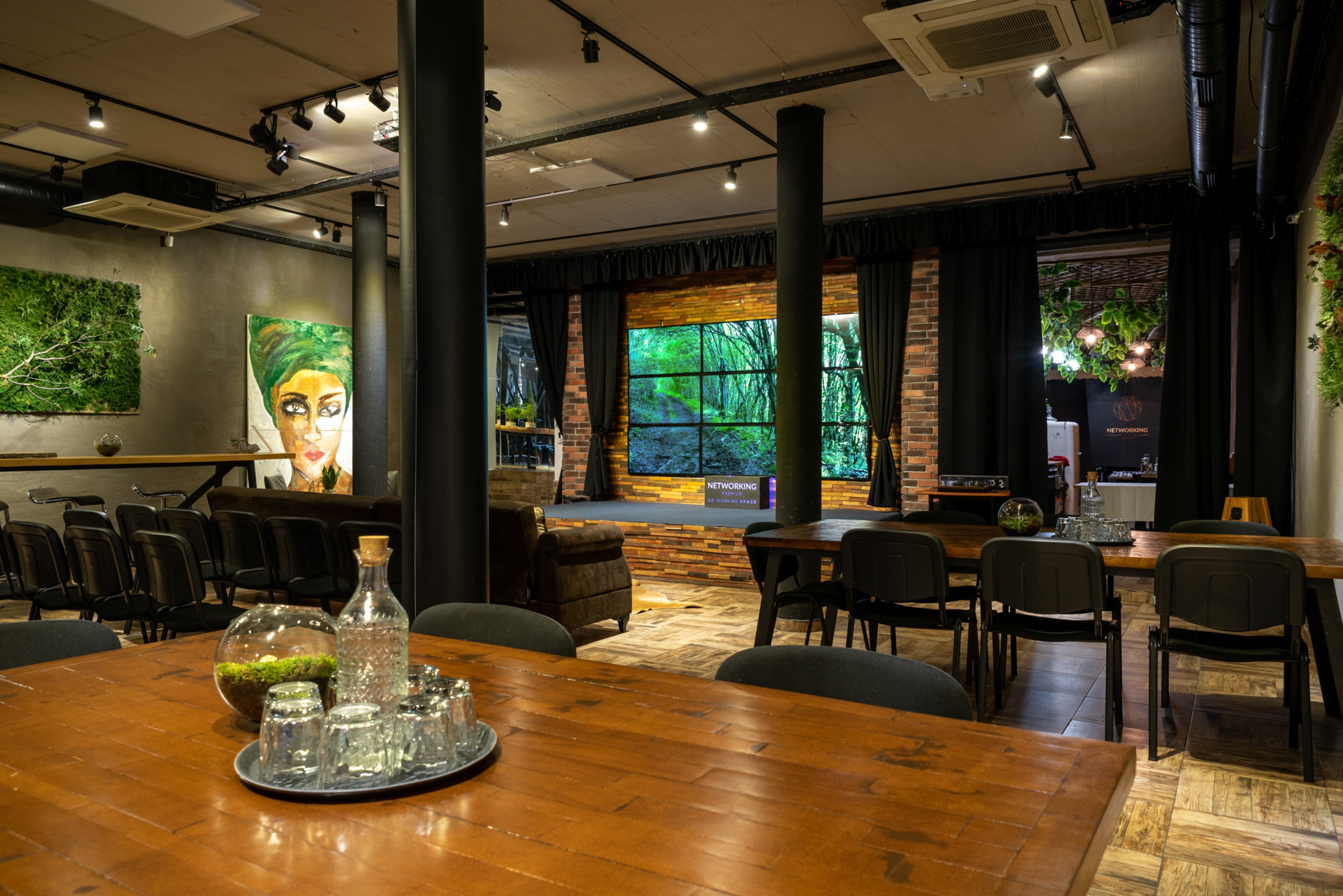 Scoutaround White Logo