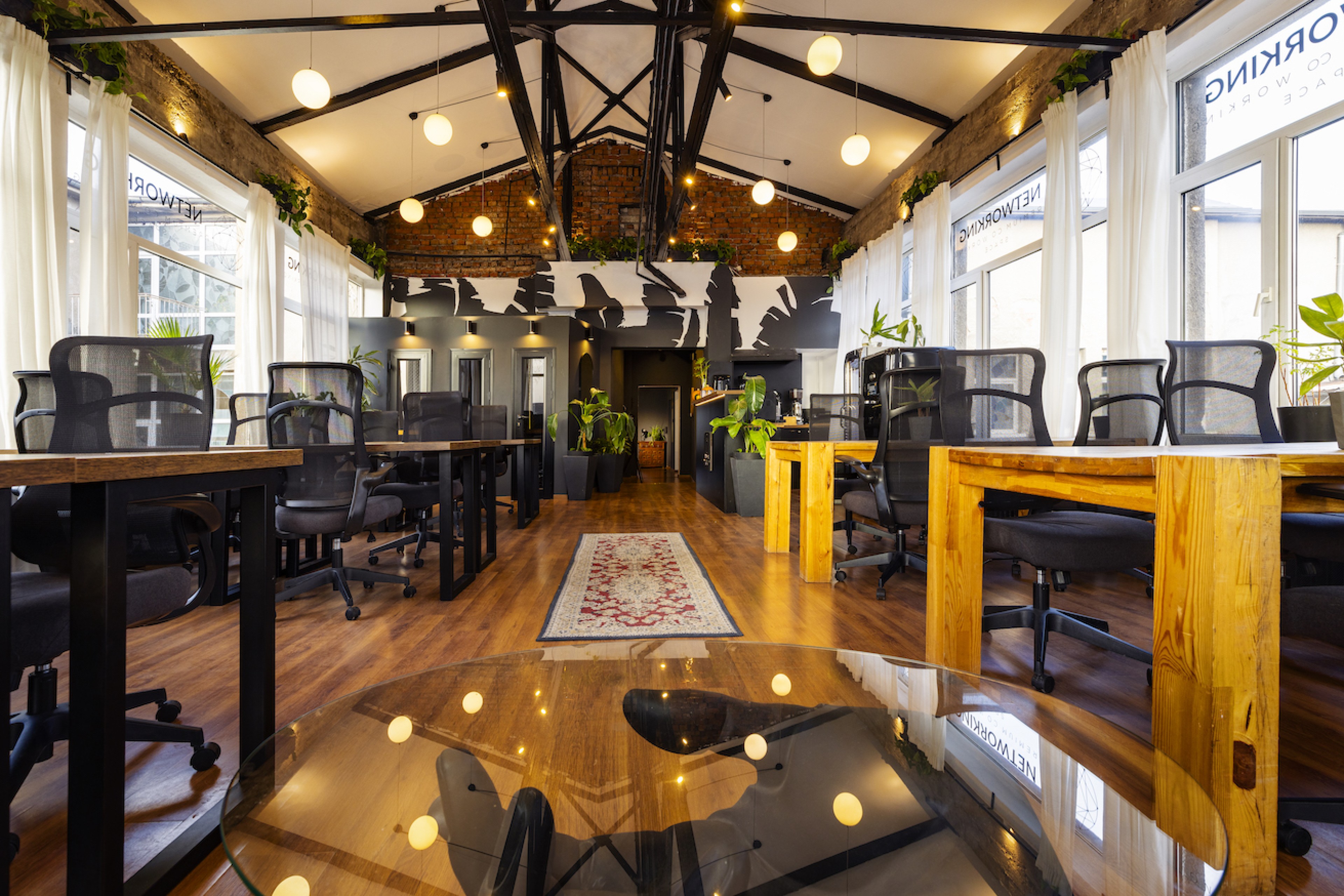 Scoutaround White Logo