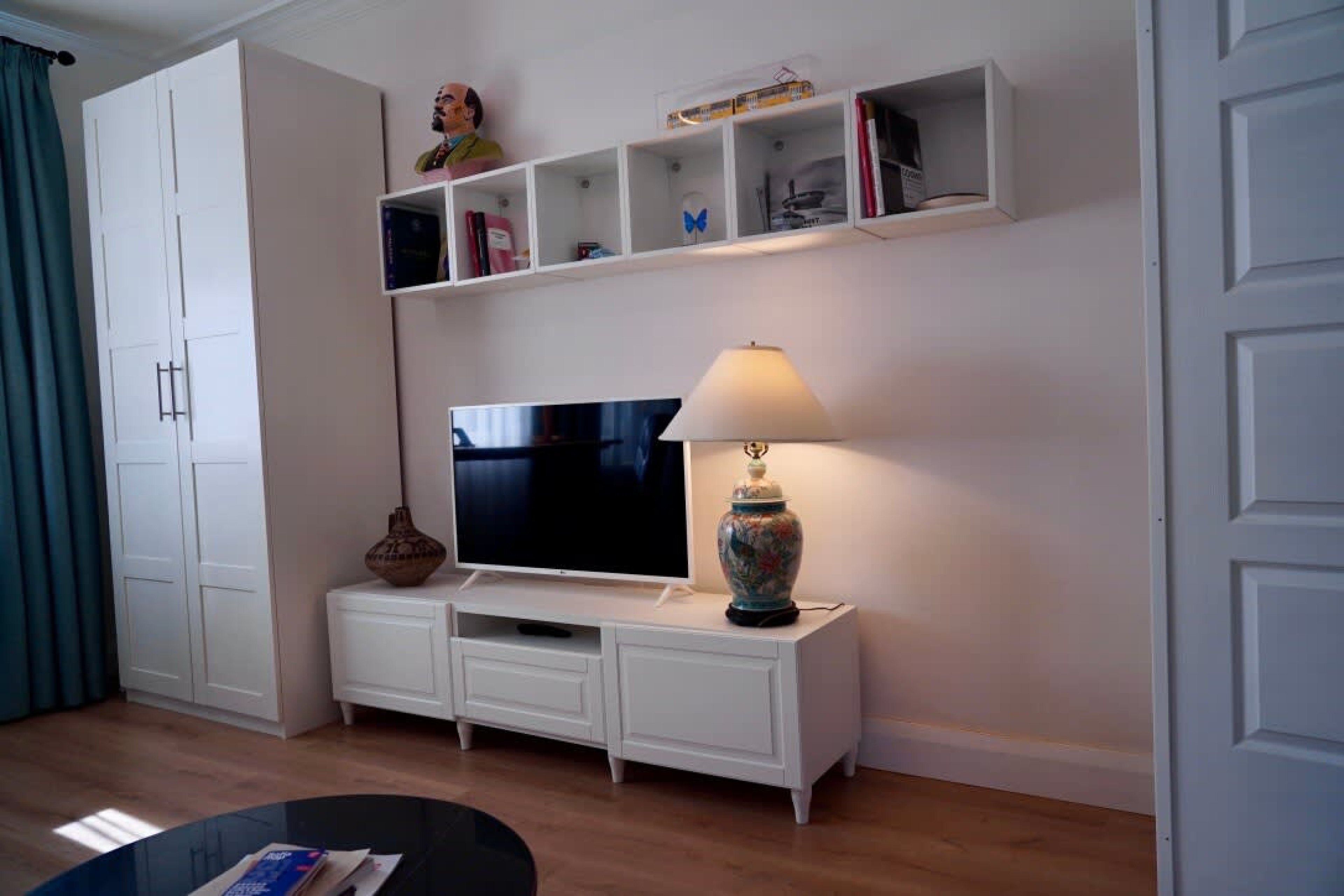 Scoutaround White Logo