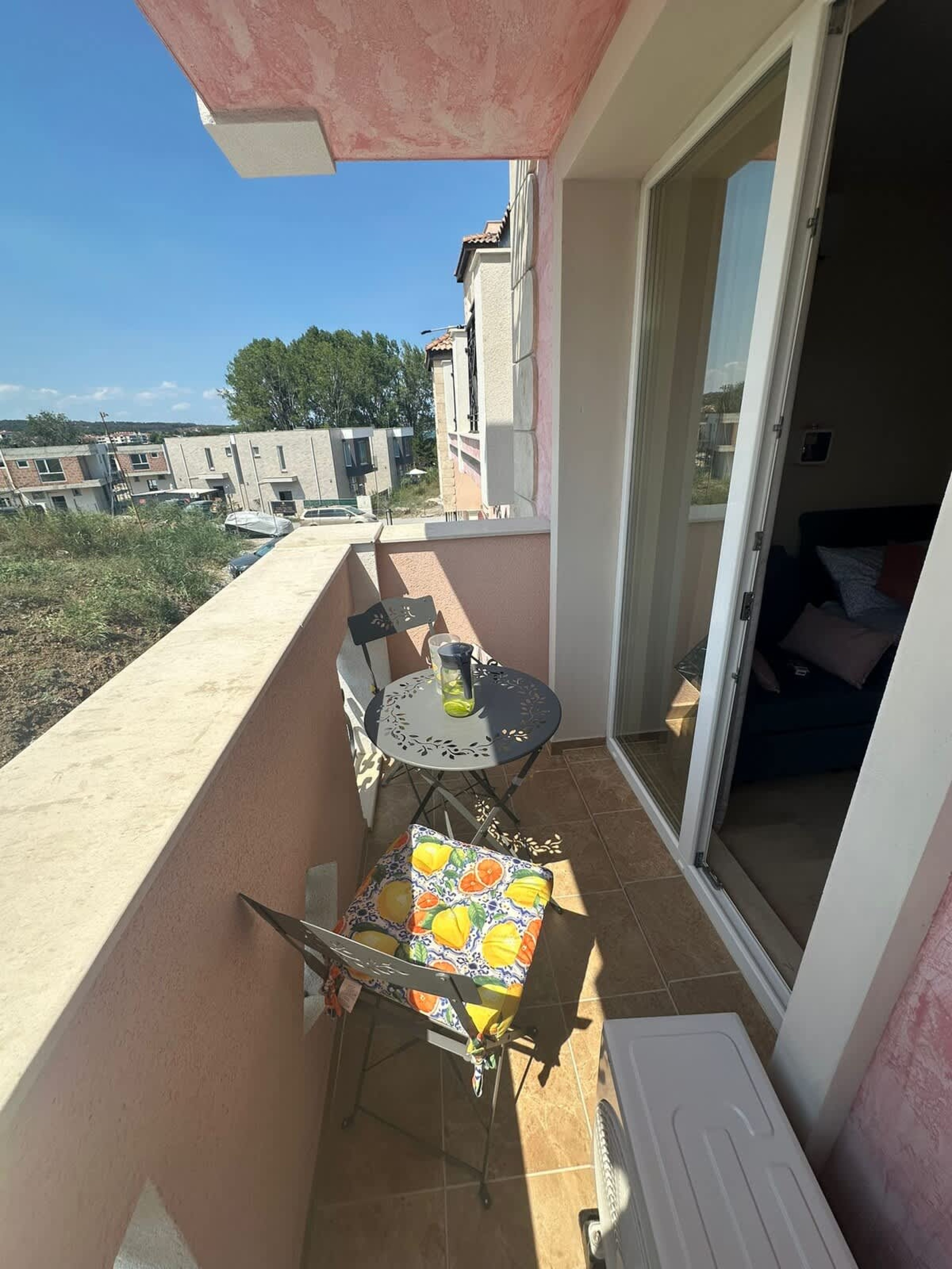 Scoutaround White Logo