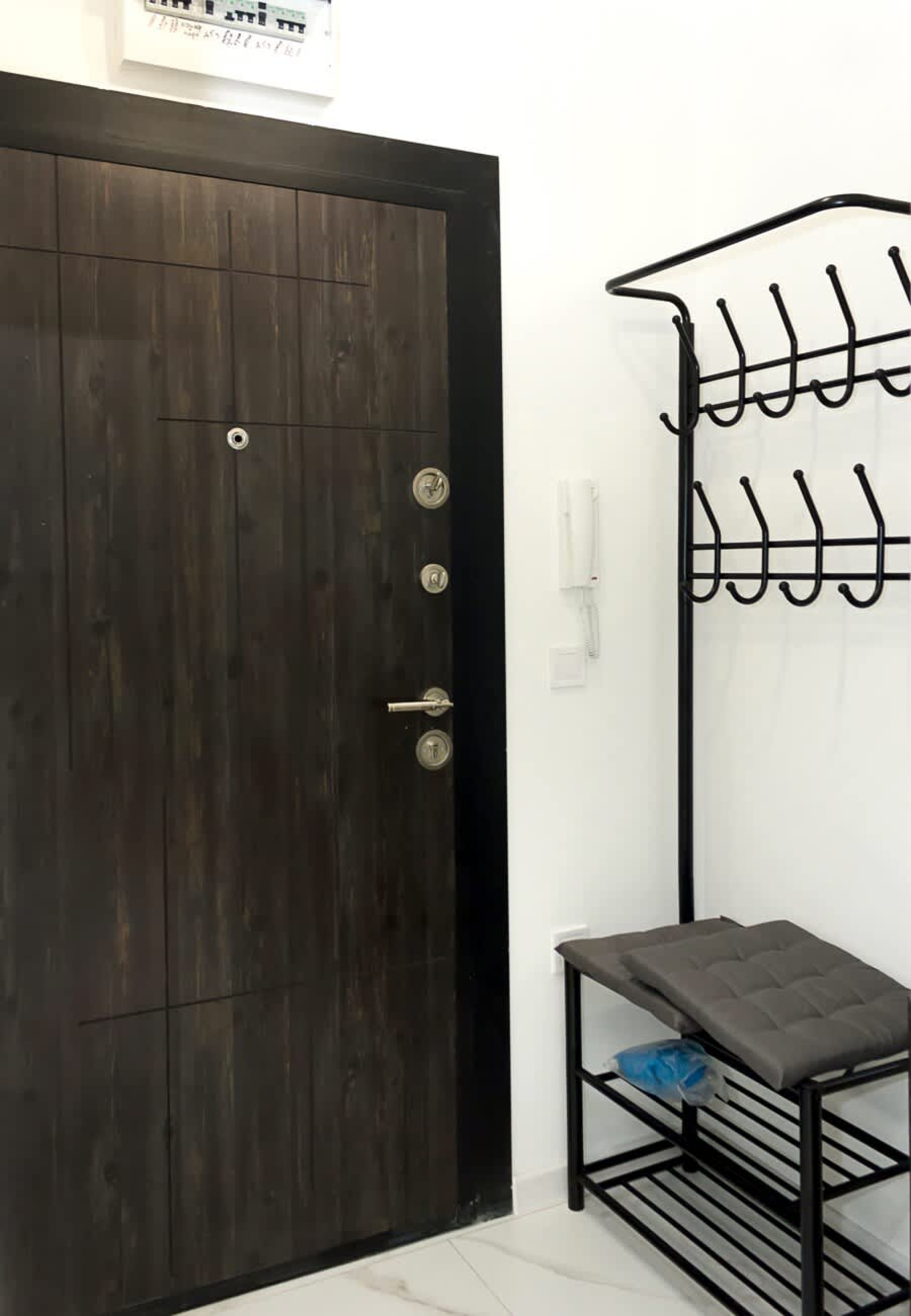 Scoutaround White Logo