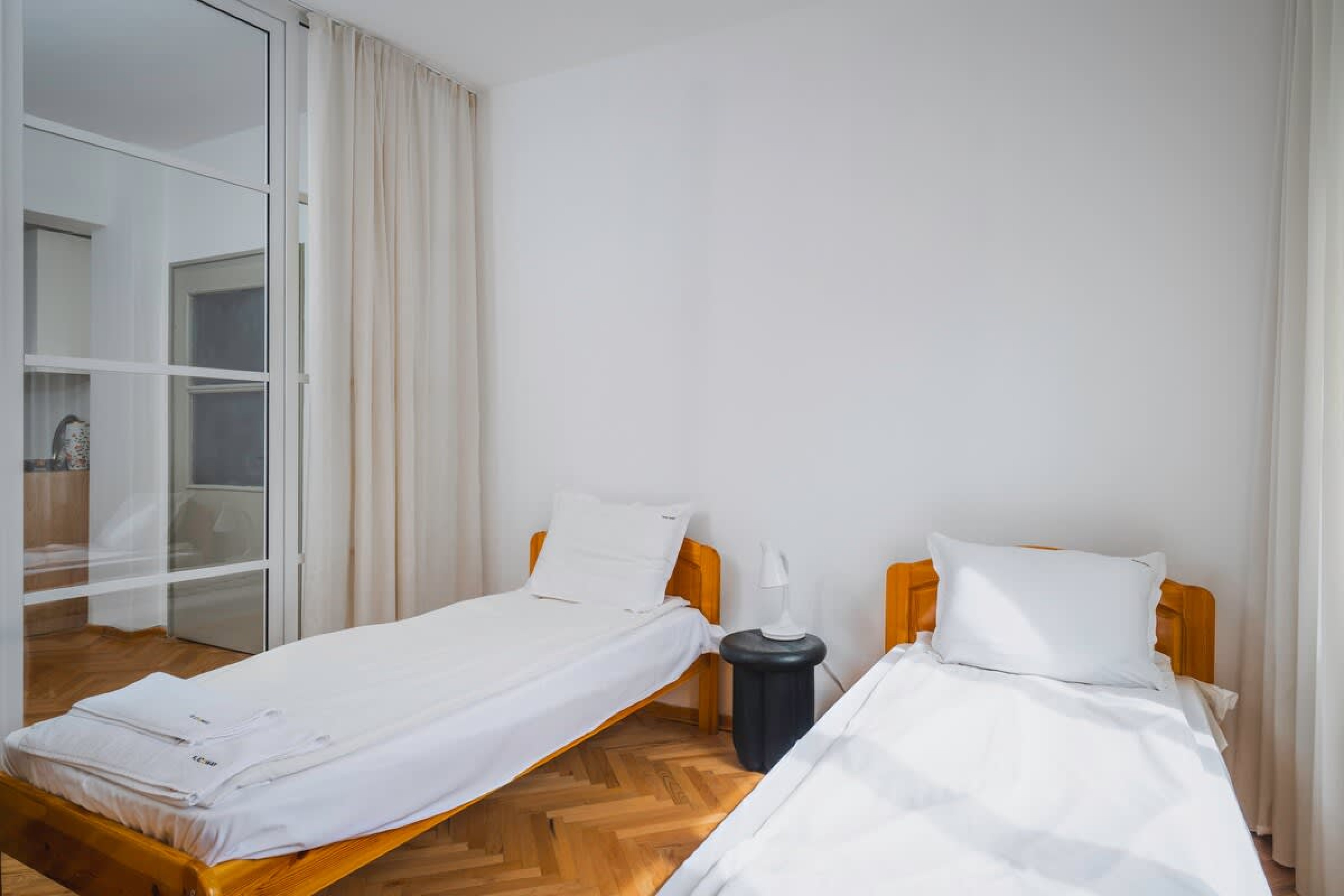 Scoutaround White Logo