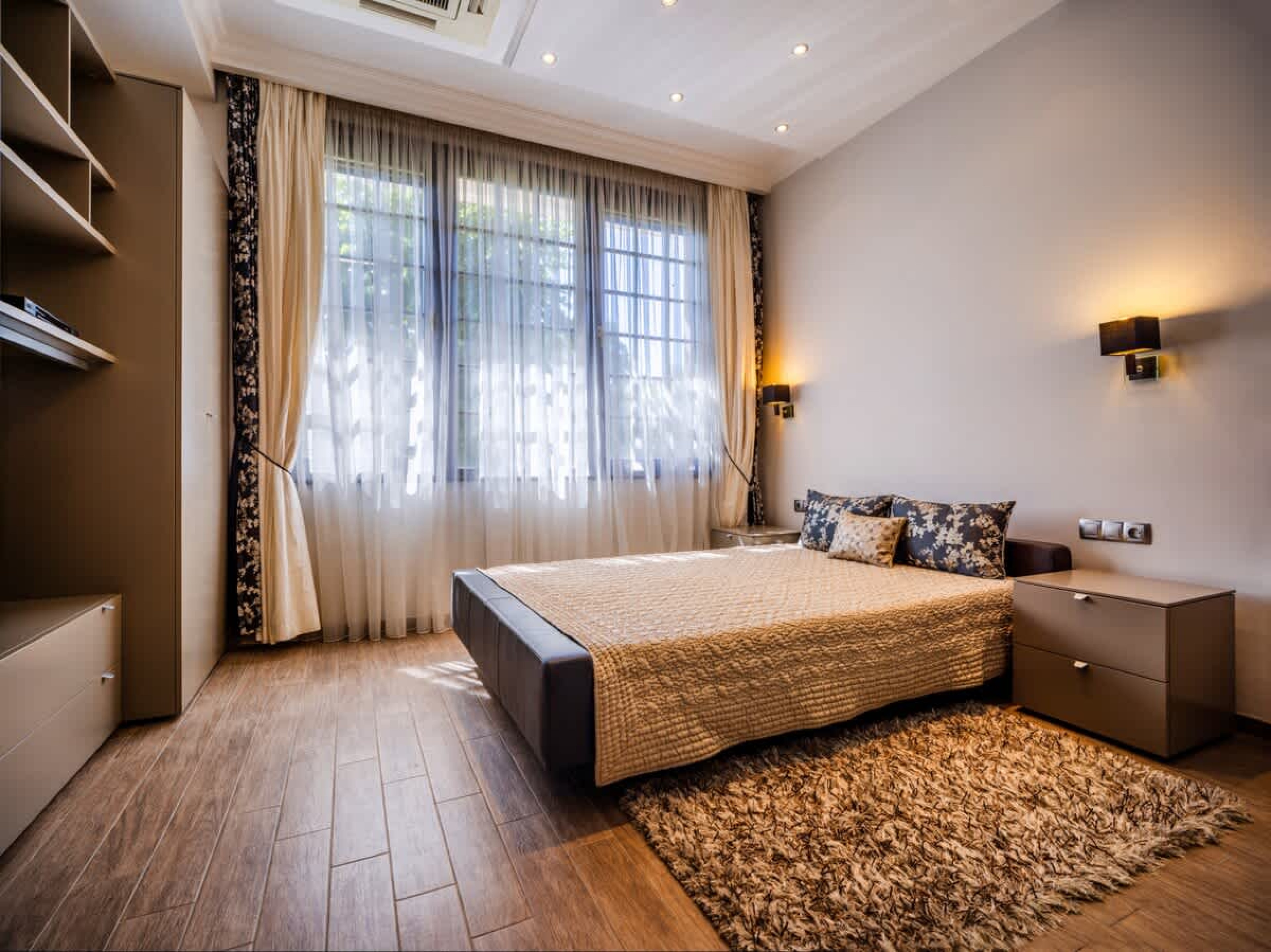 Scoutaround White Logo