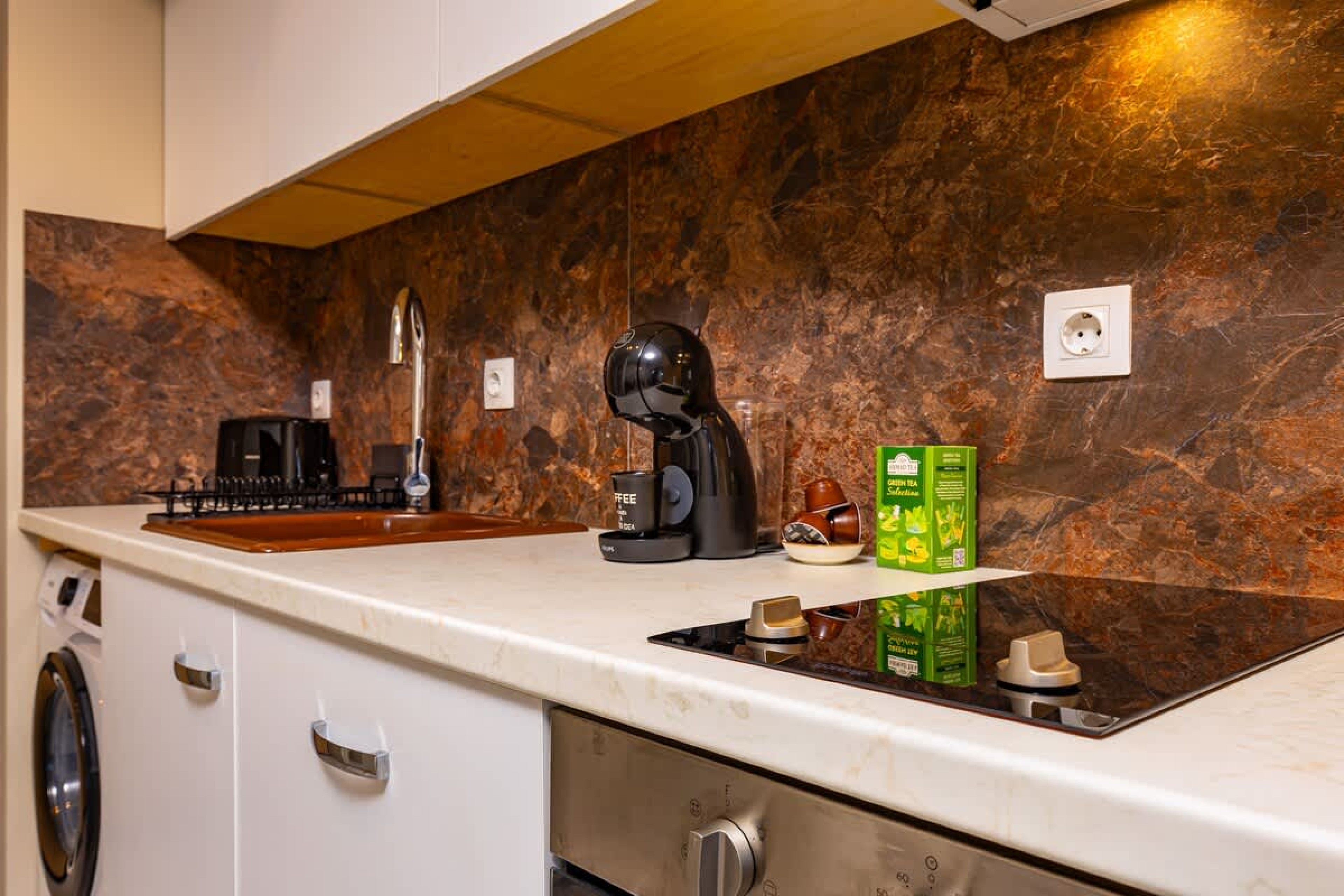 Scoutaround White Logo