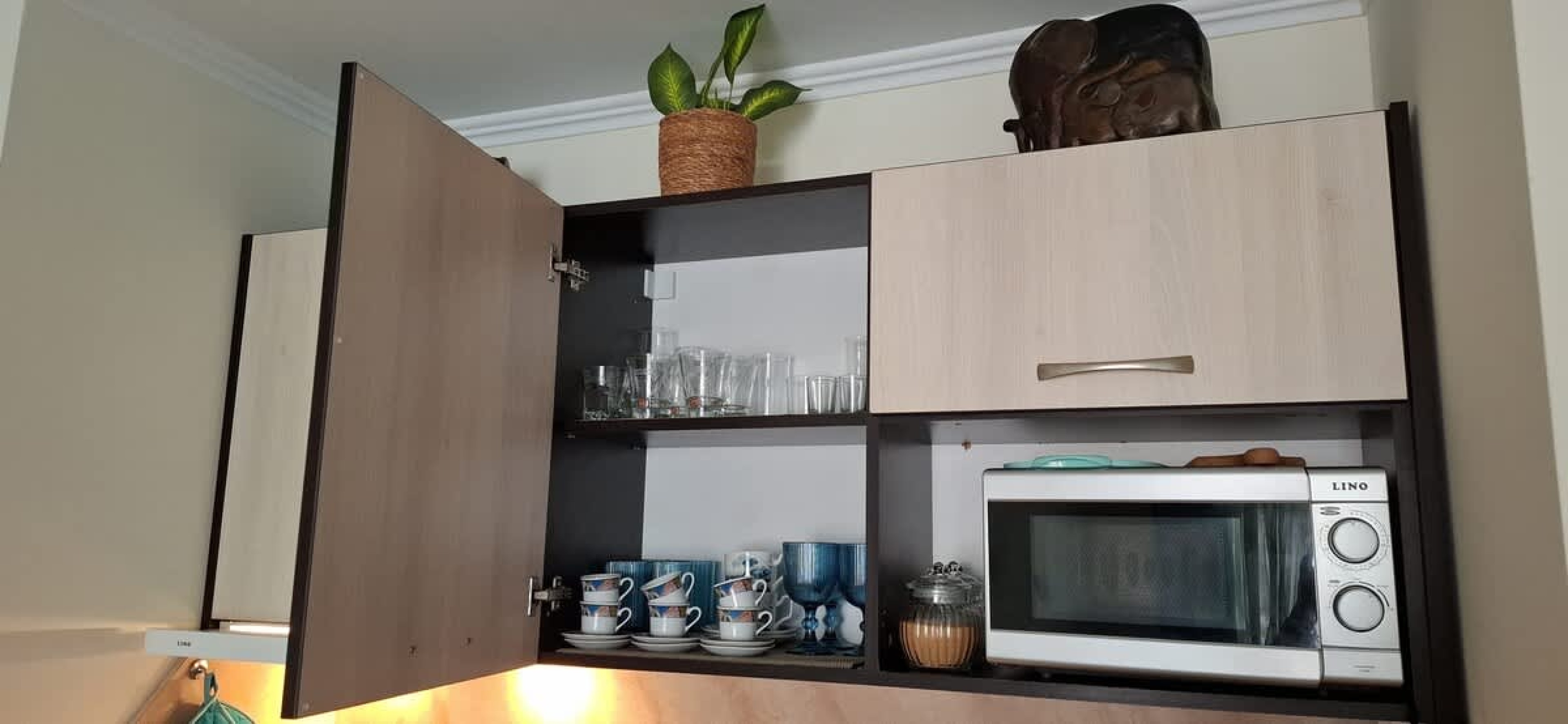 Scoutaround White Logo