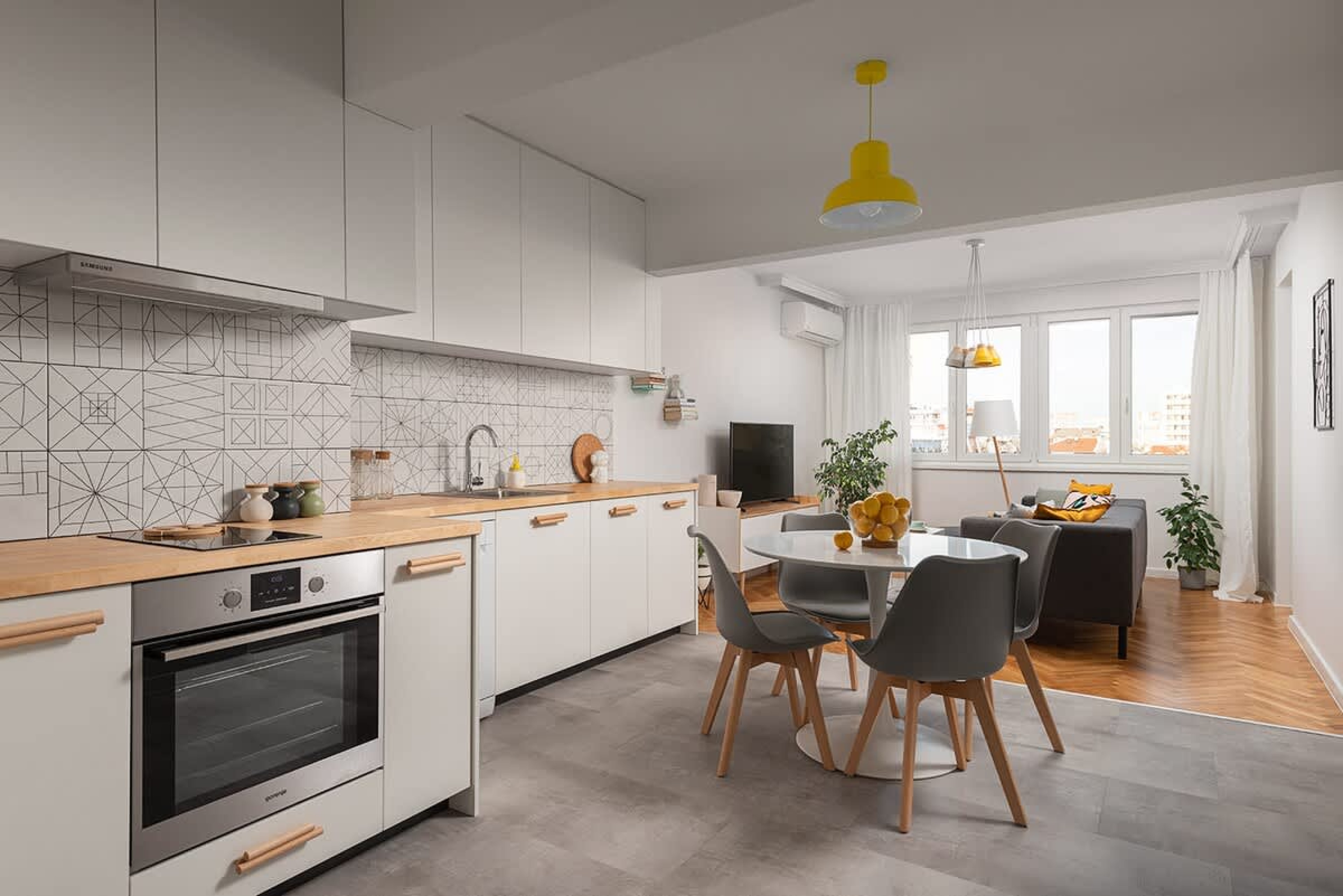 Scoutaround White Logo