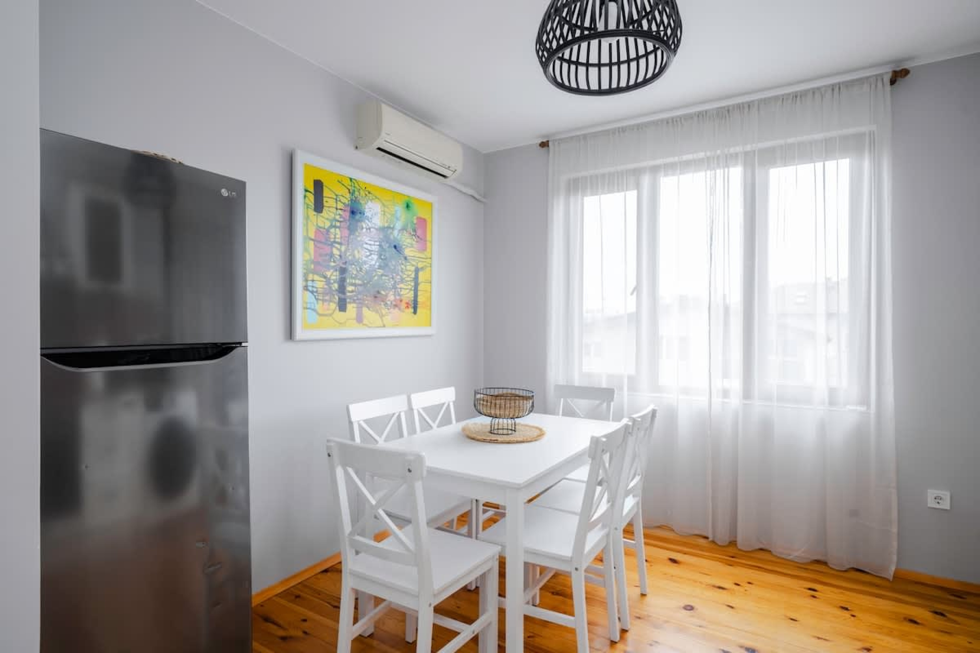 Scoutaround White Logo