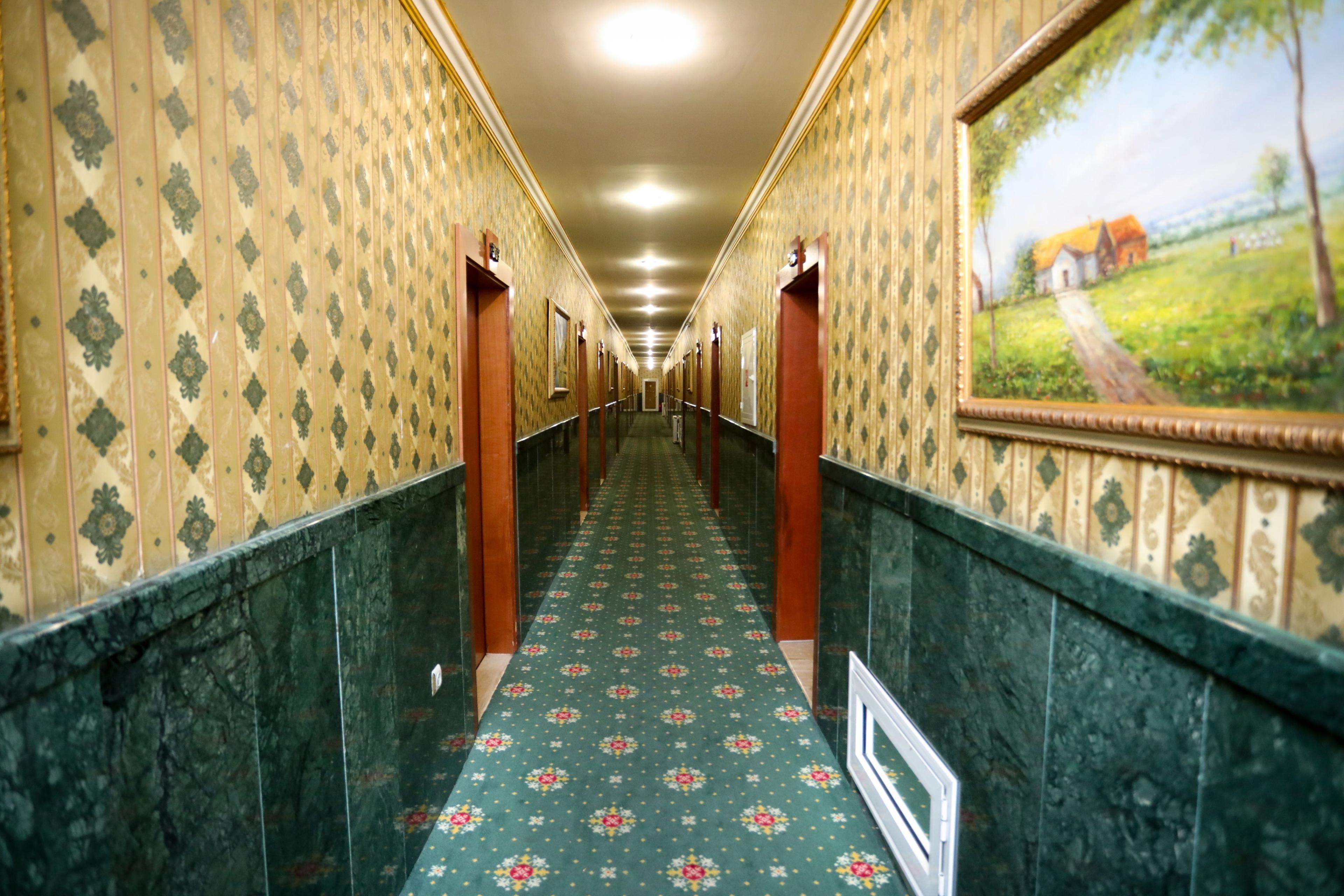 Guest circulation / corridor