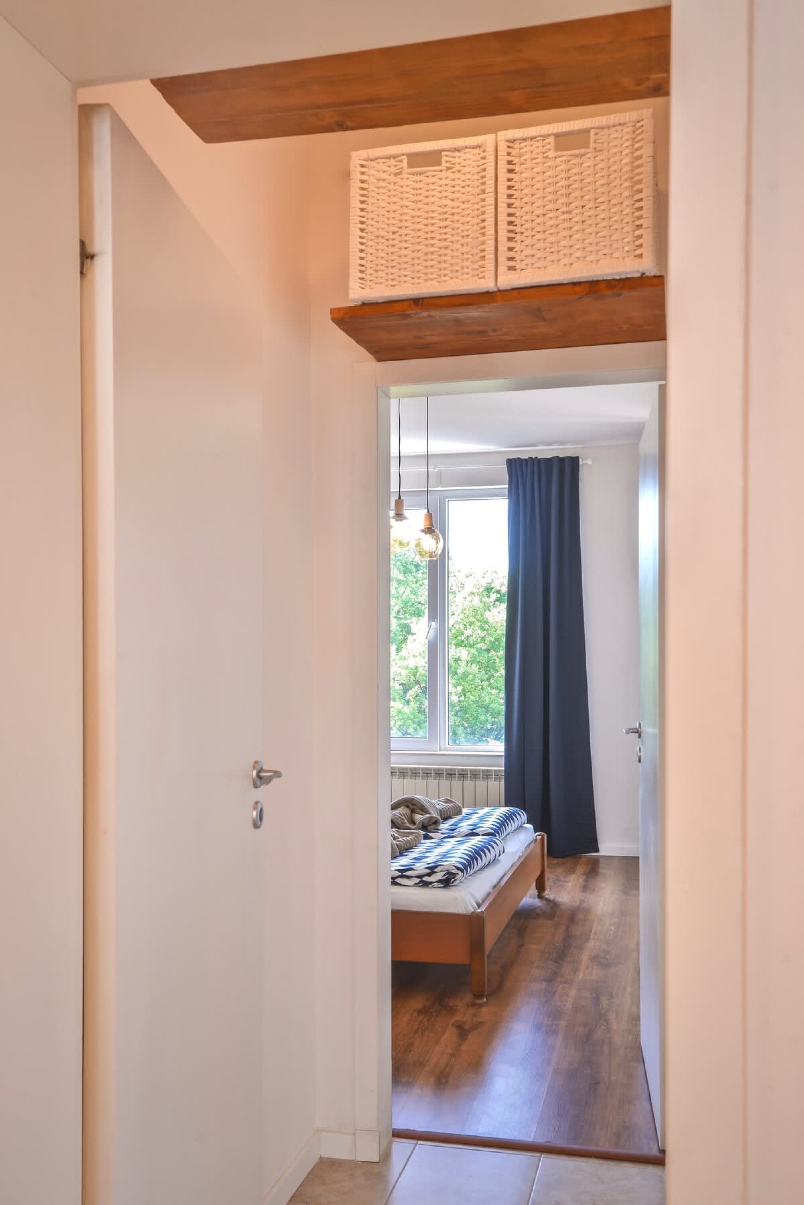 Scoutaround White Logo