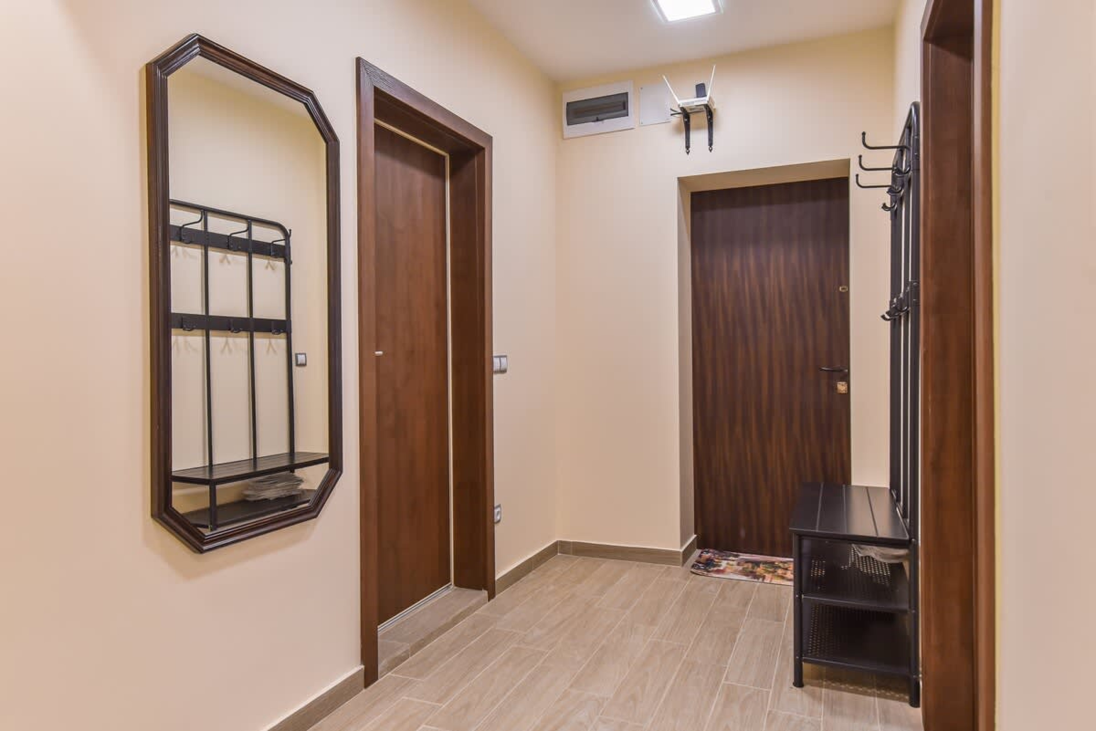 Scoutaround White Logo