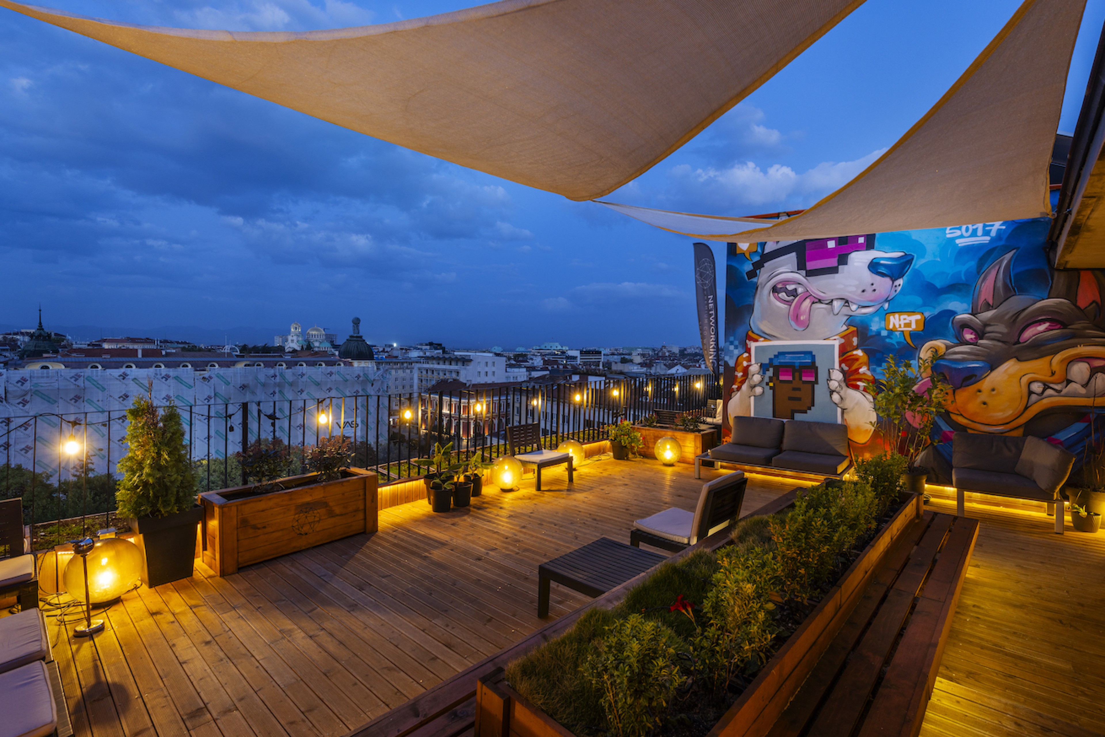 Scoutaround White Logo