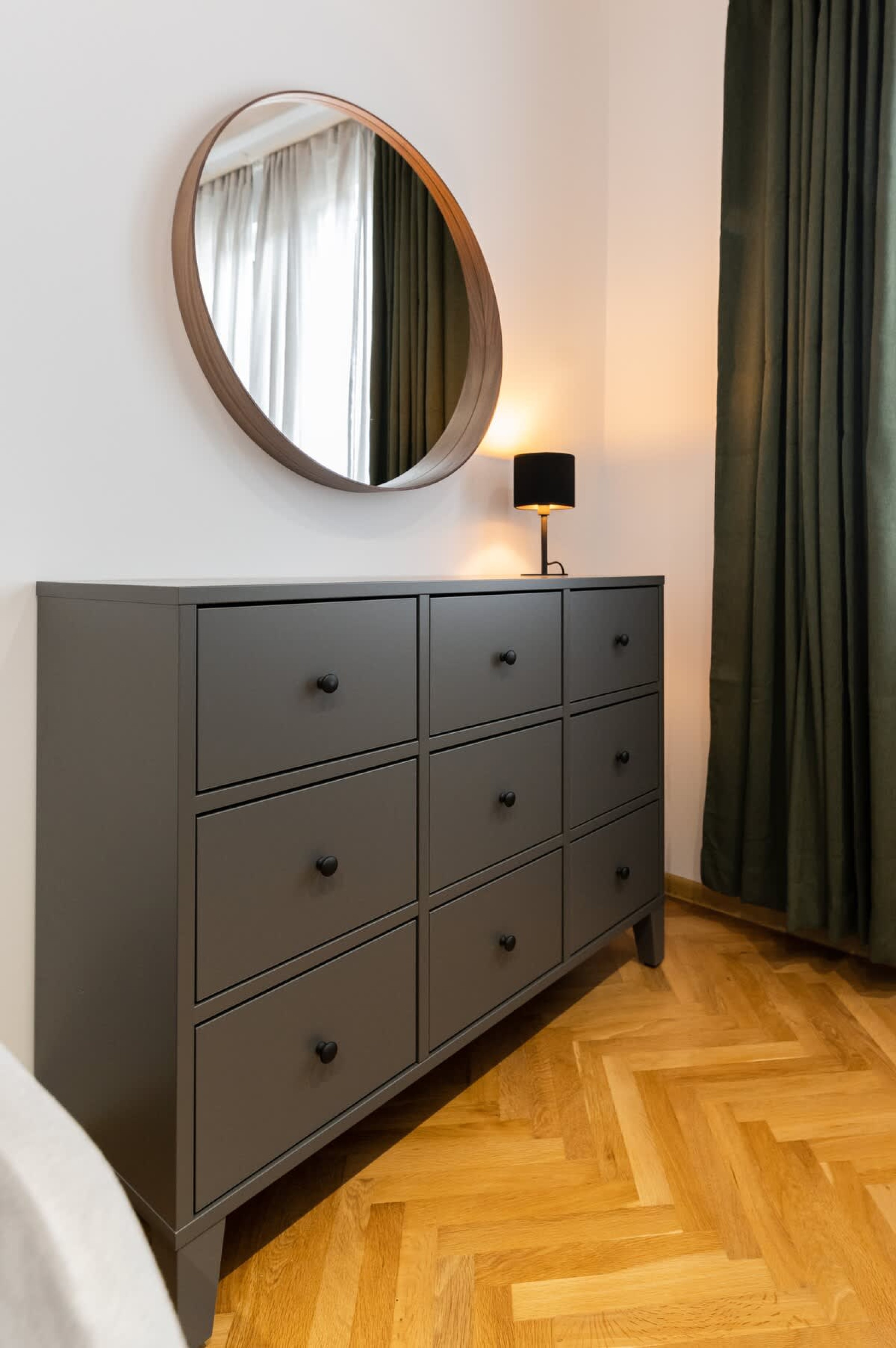 Industrial 2-BDR Flat by the National Stadium - Photo 16