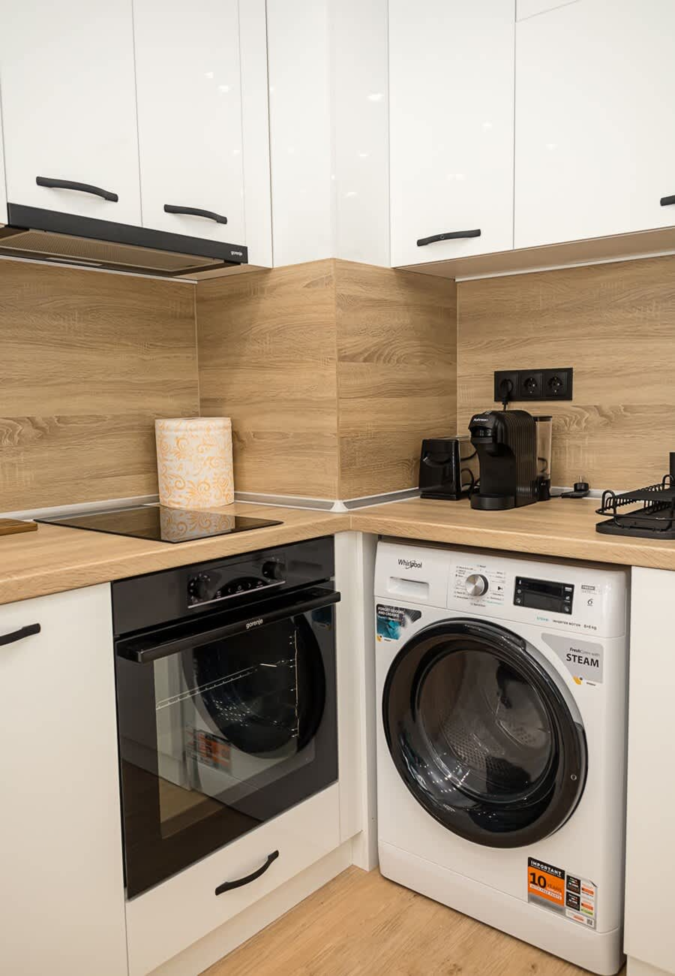 Scoutaround White Logo