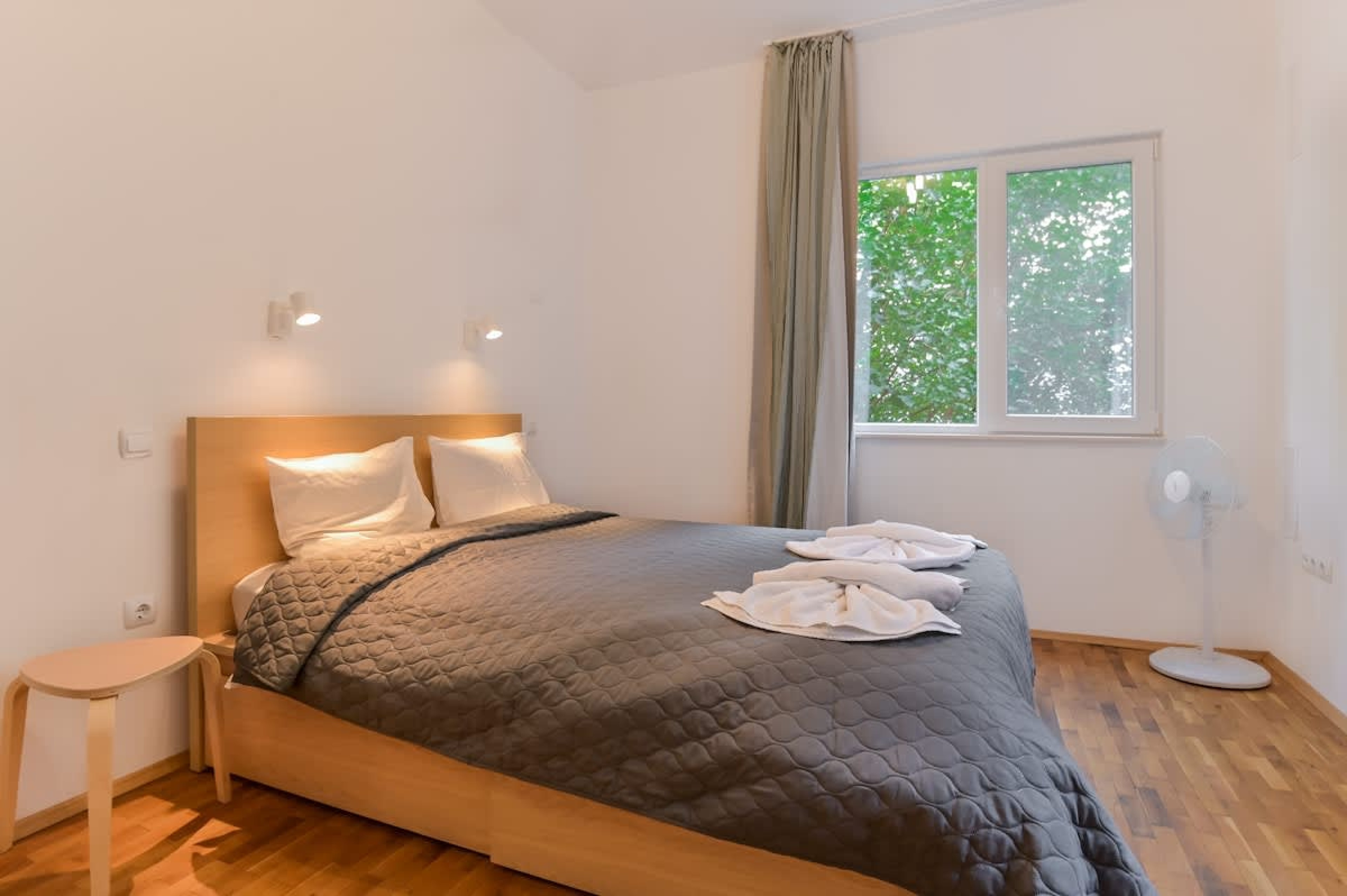 Bright Apartment in the Heart of the City - Cover Photo