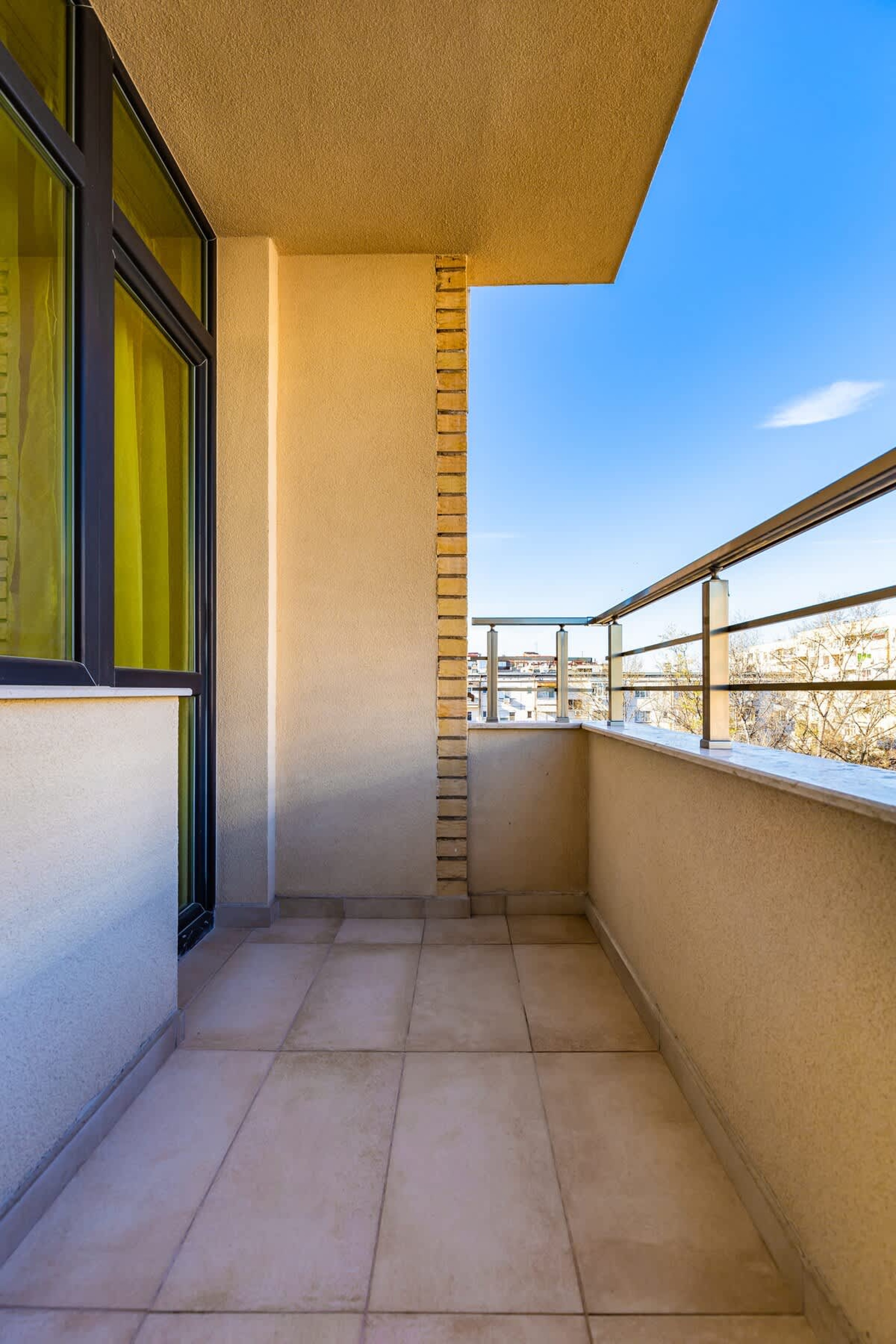 Scoutaround White Logo