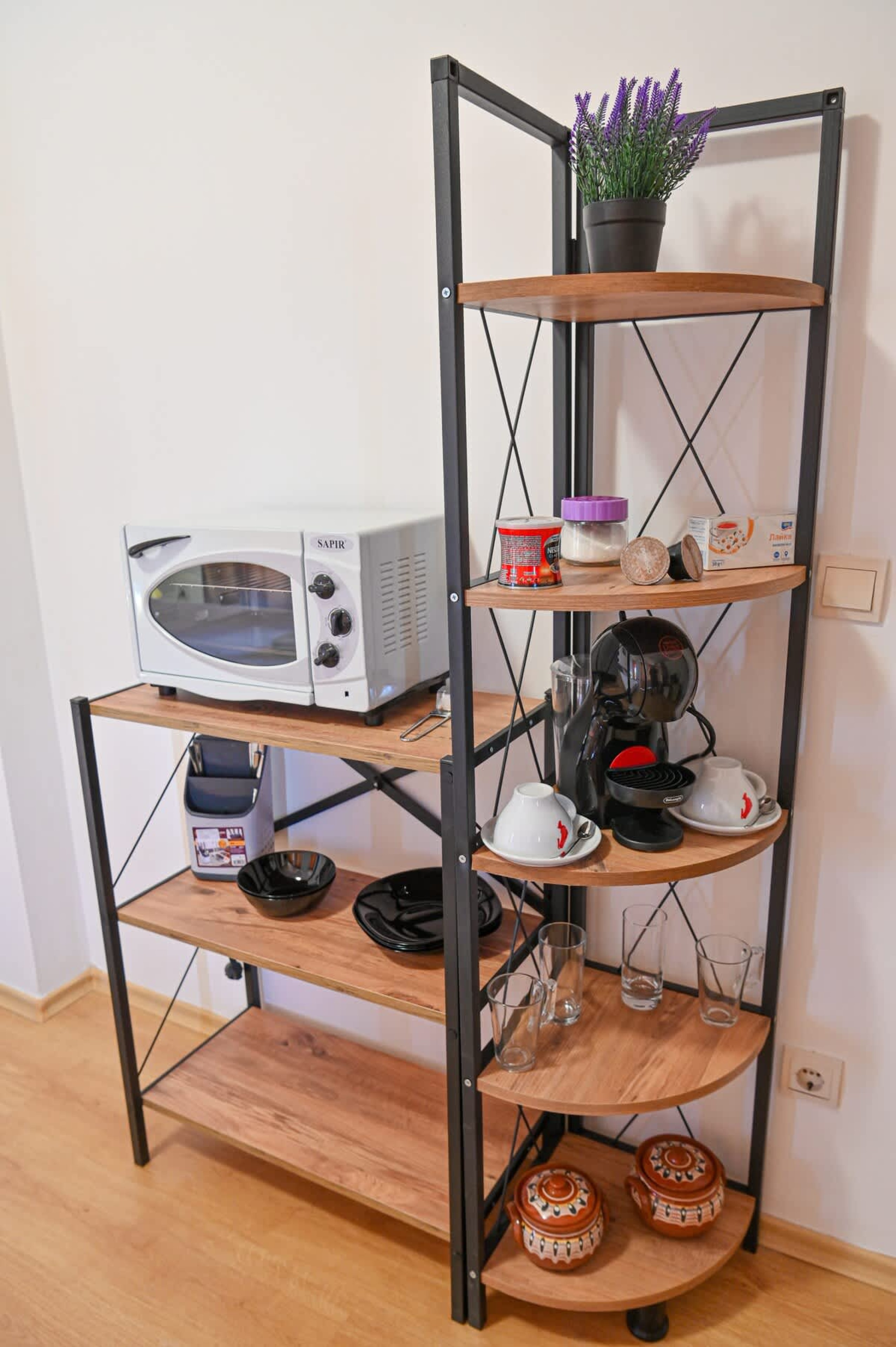 Scoutaround White Logo