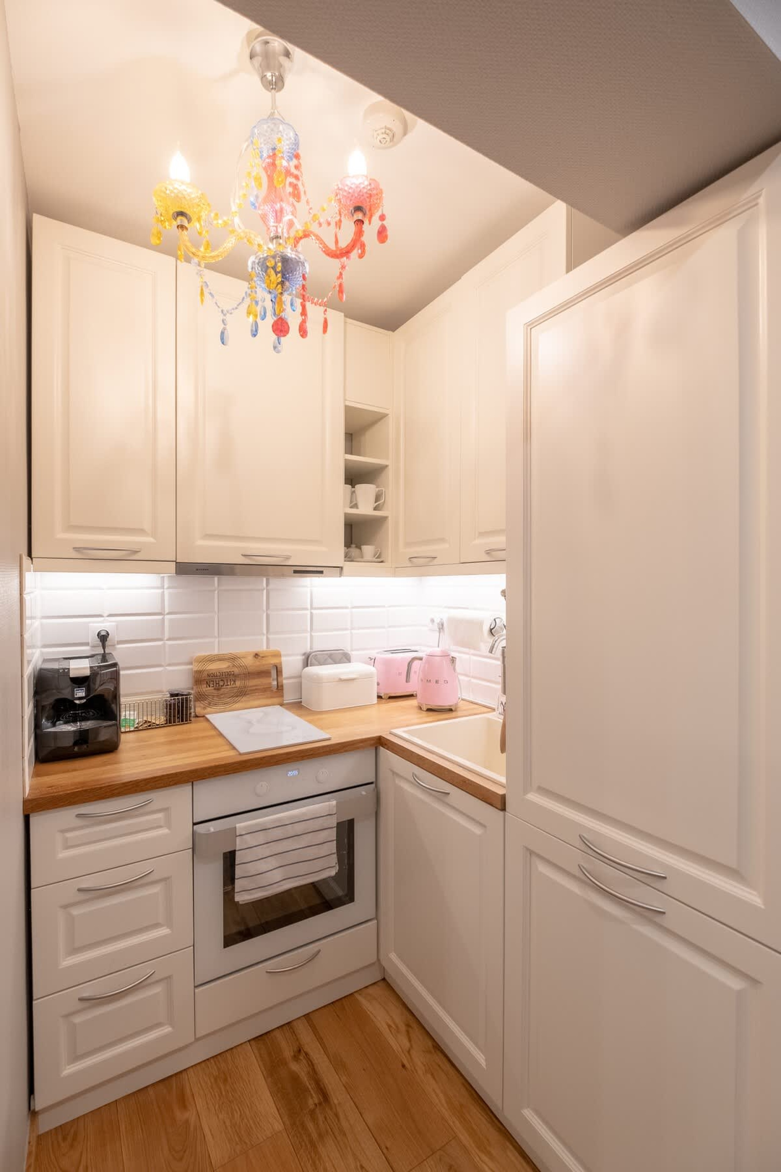 Scoutaround White Logo