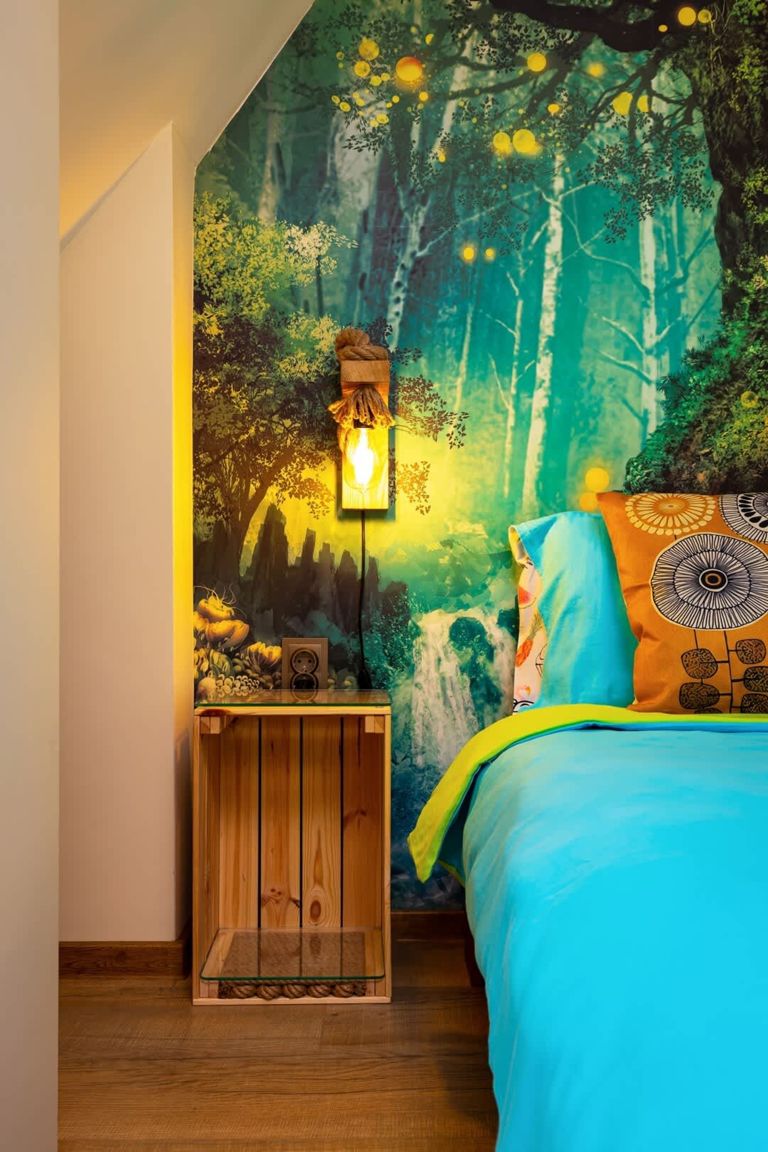 Scoutaround White Logo