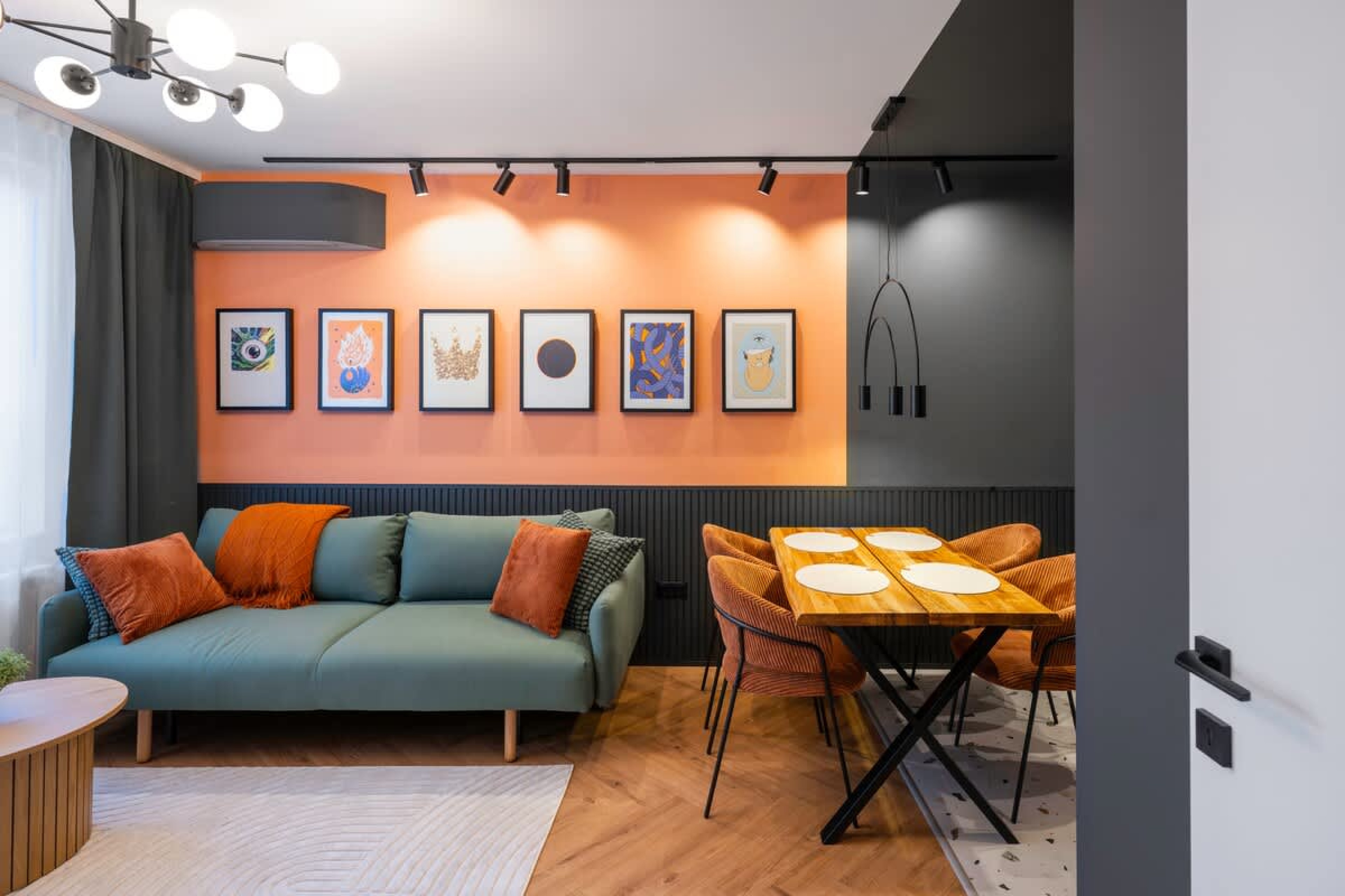 Scoutaround White Logo