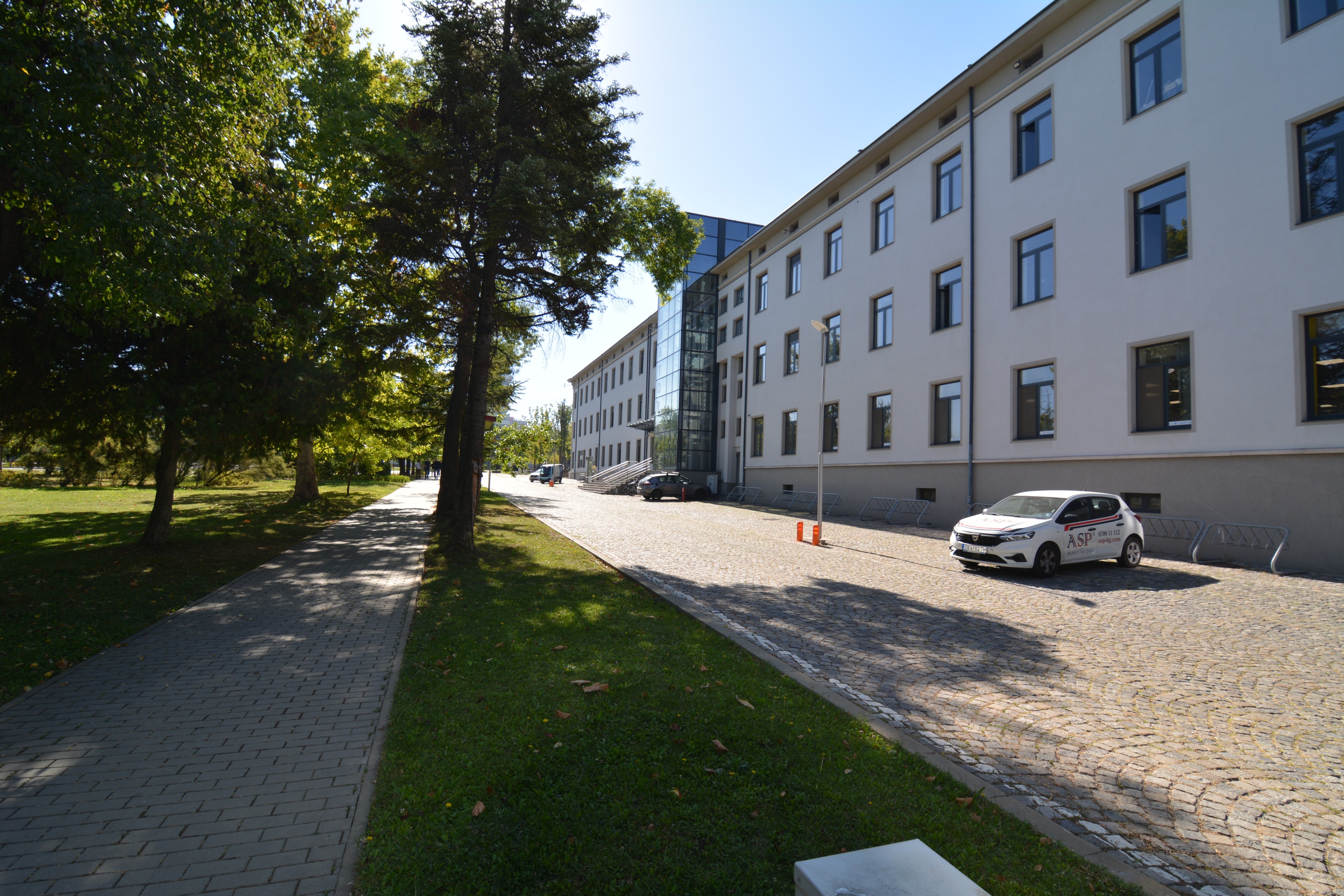 Scoutaround White Logo