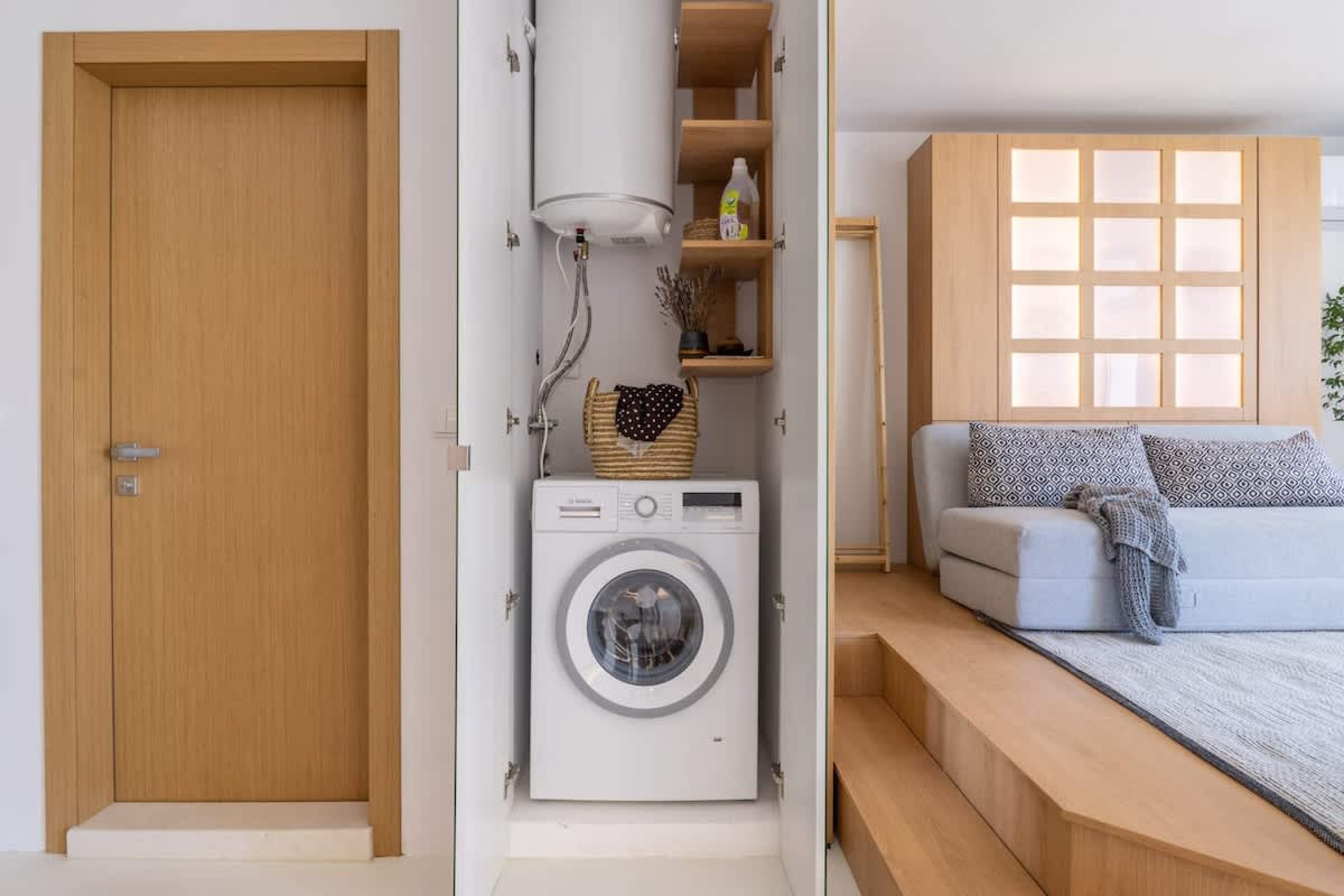 Scoutaround White Logo