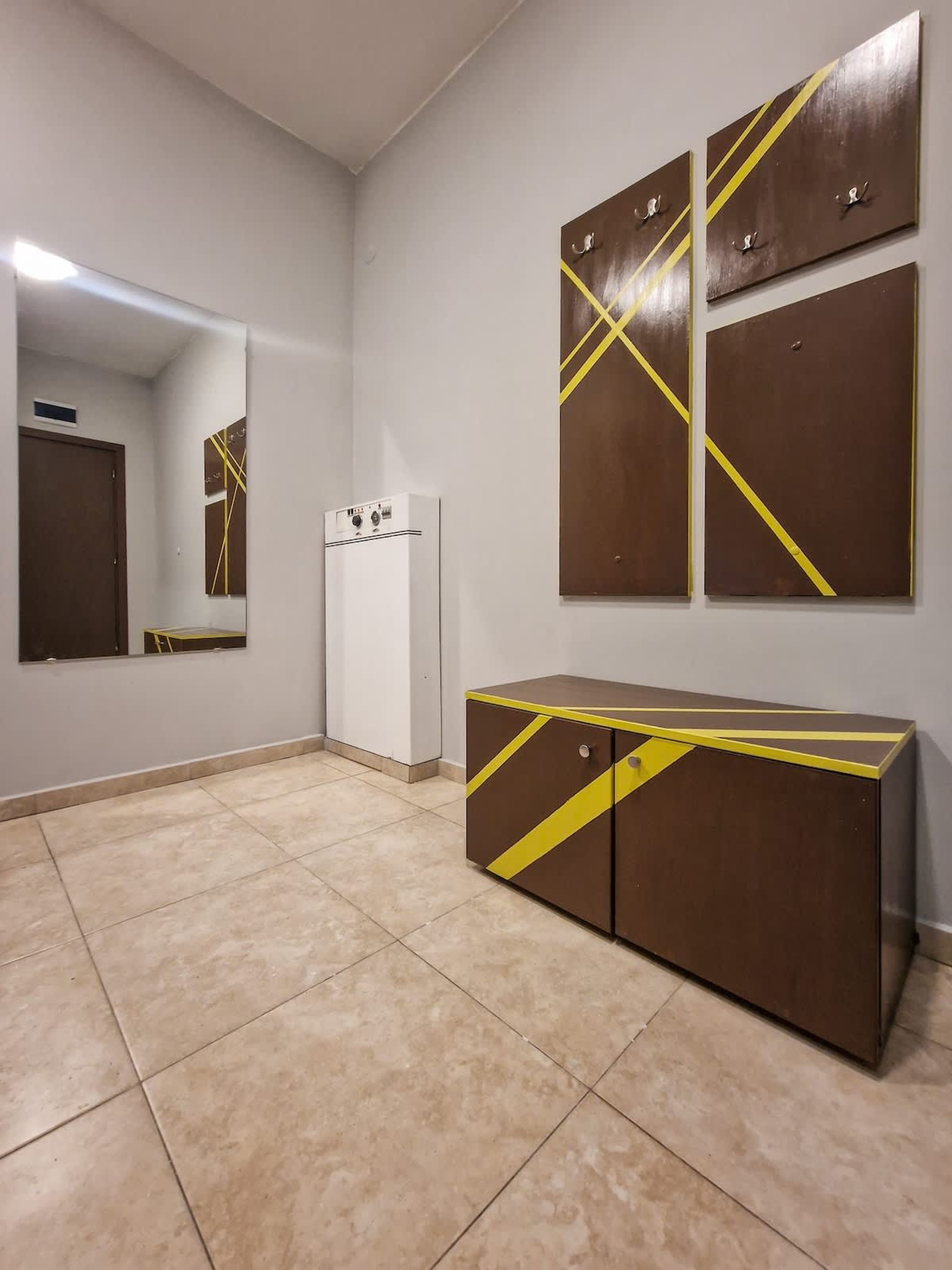 Scoutaround White Logo