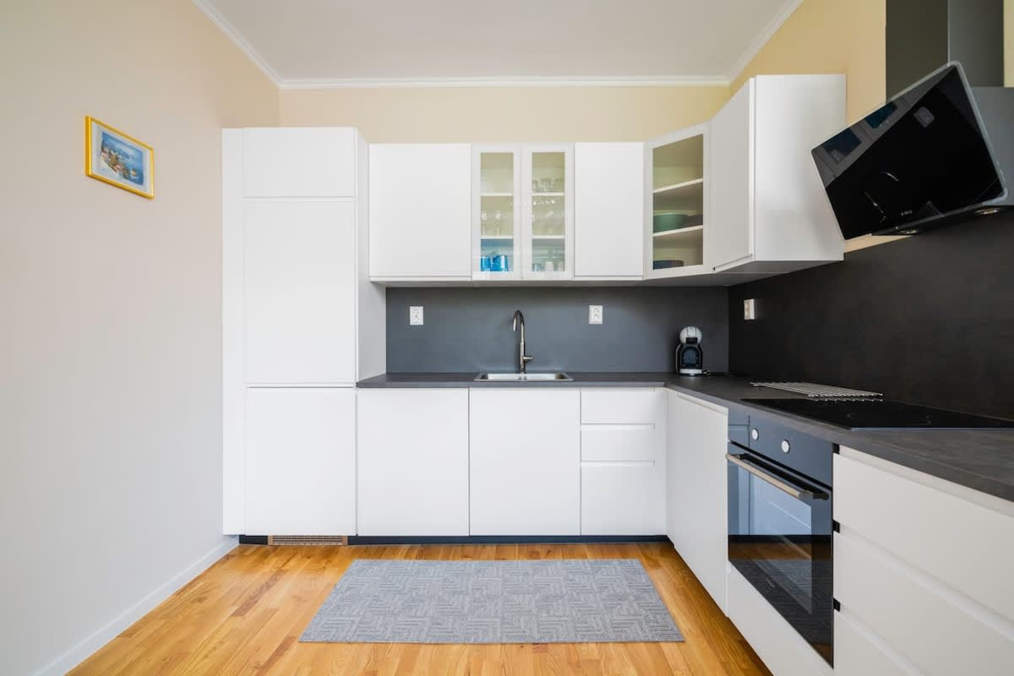 Scoutaround White Logo