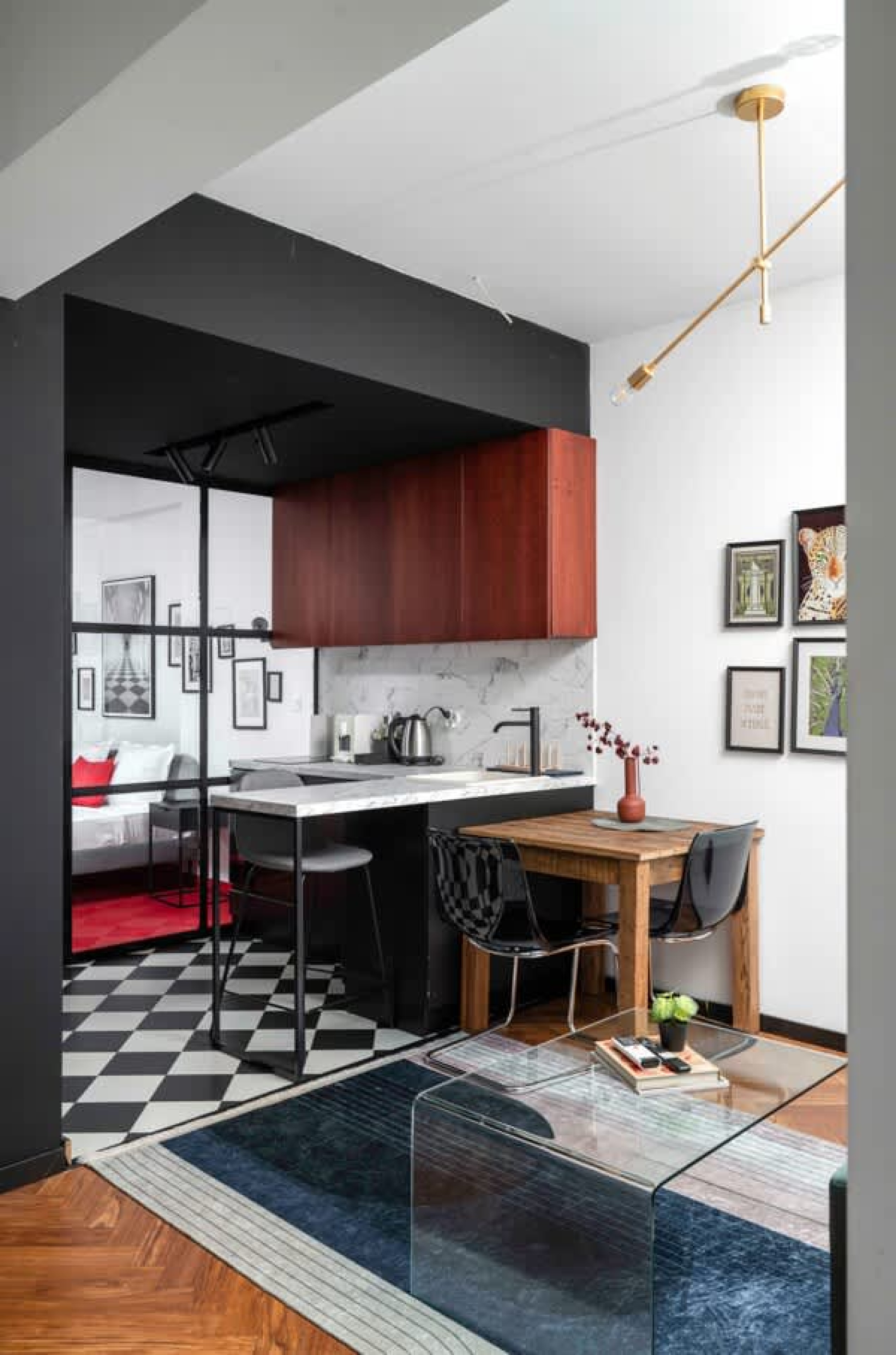 Scoutaround White Logo