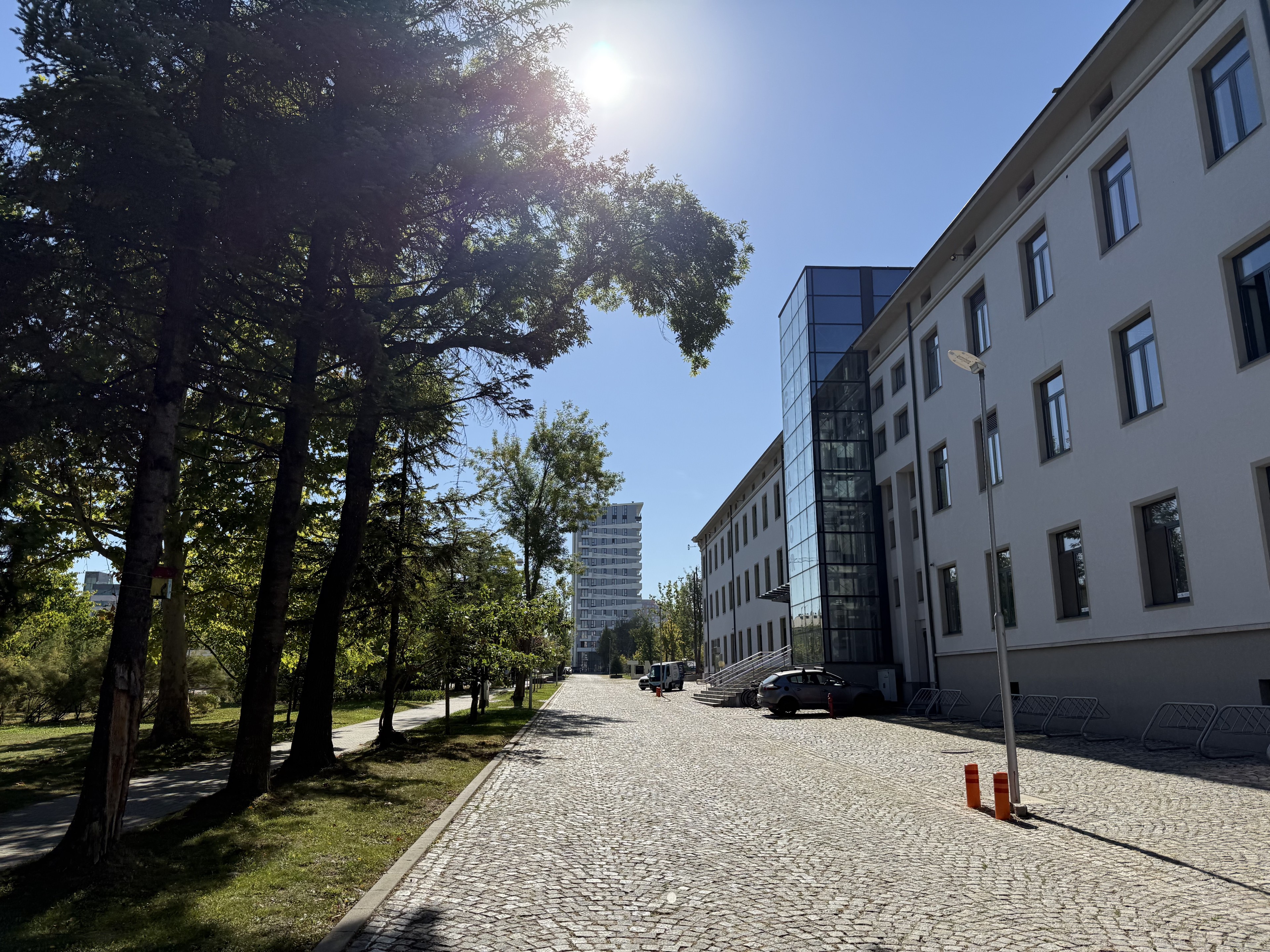 Scoutaround White Logo