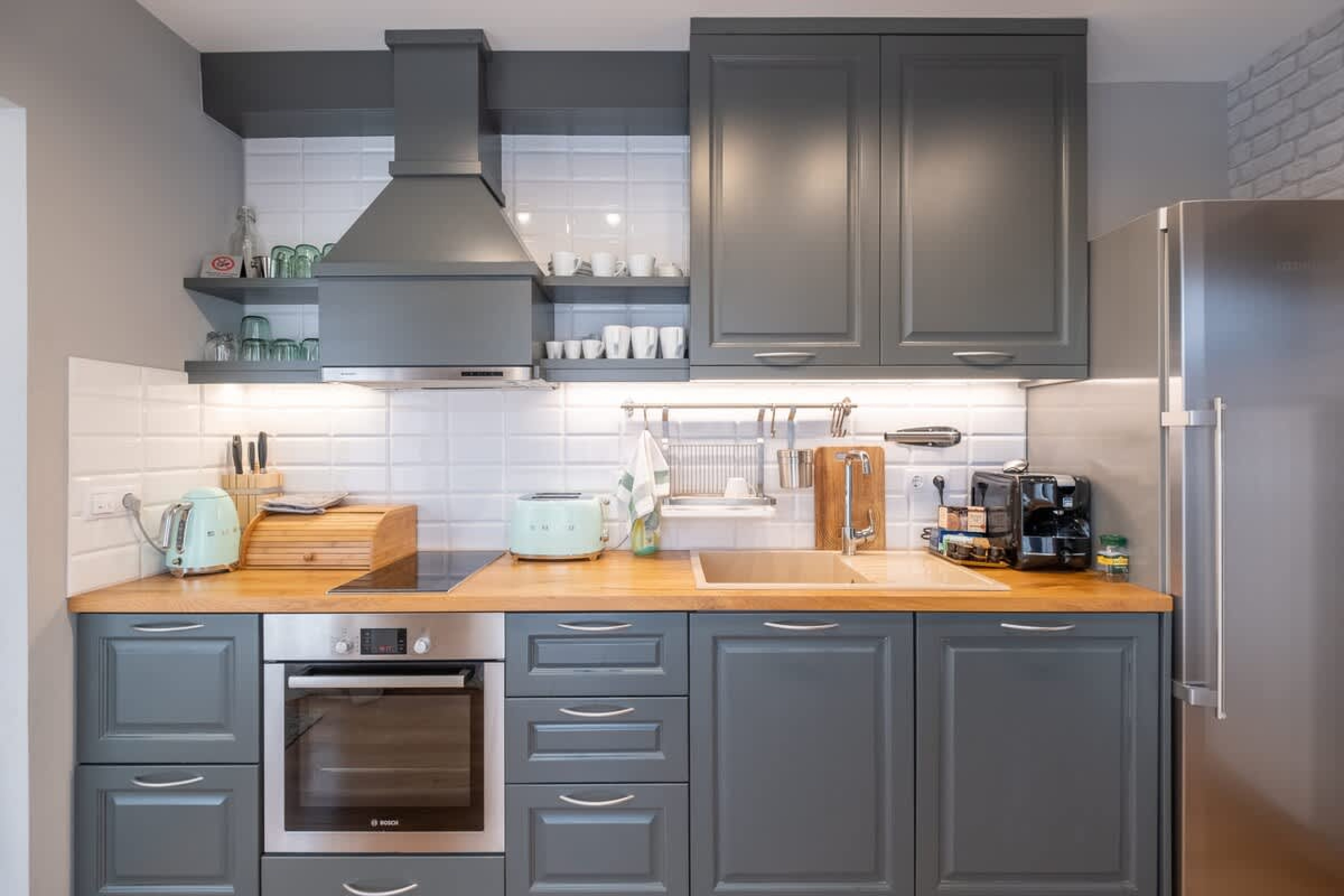 High-end Designer 2BR Aprt + Lift&amp;Balconies - Photo 14