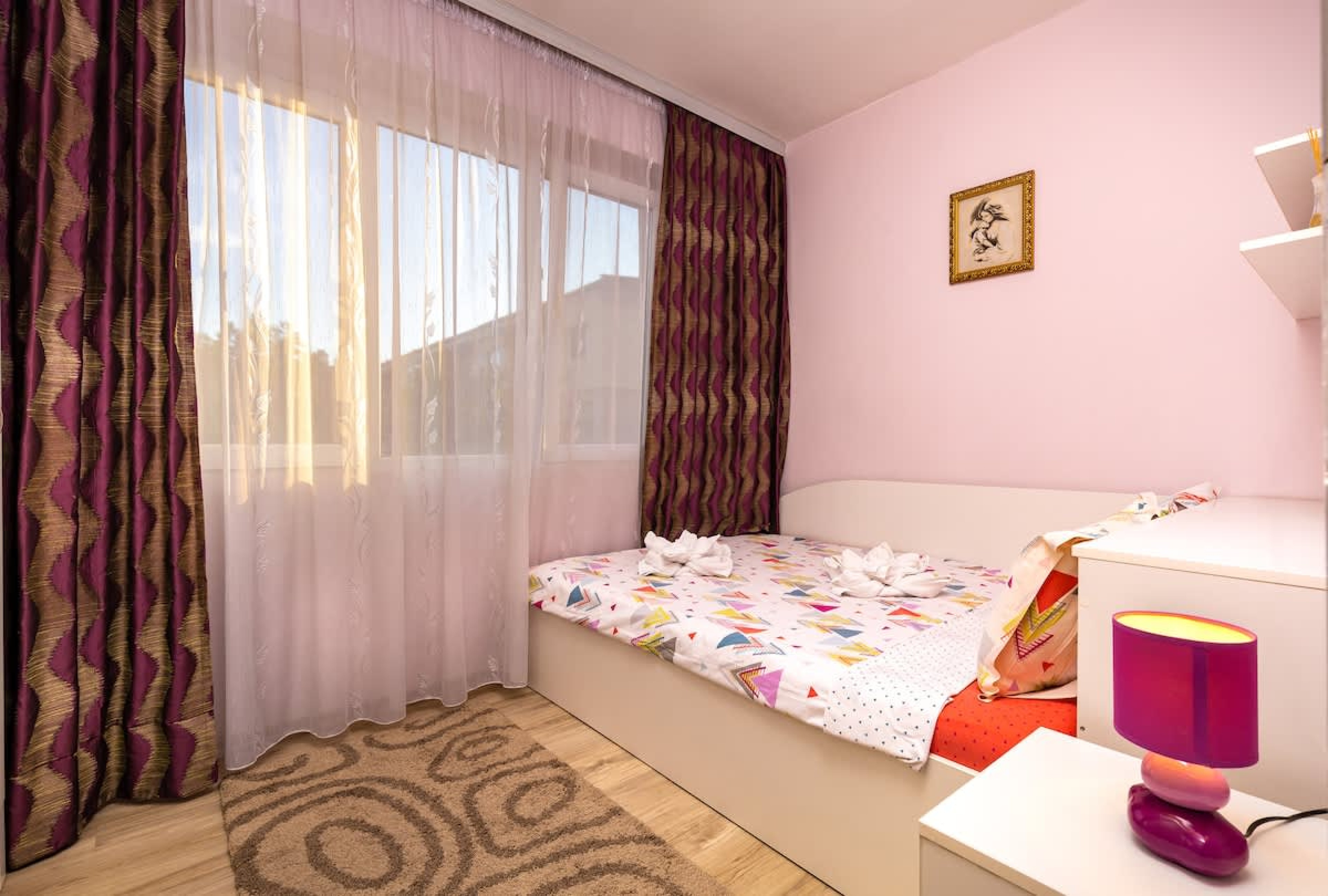 Scoutaround White Logo