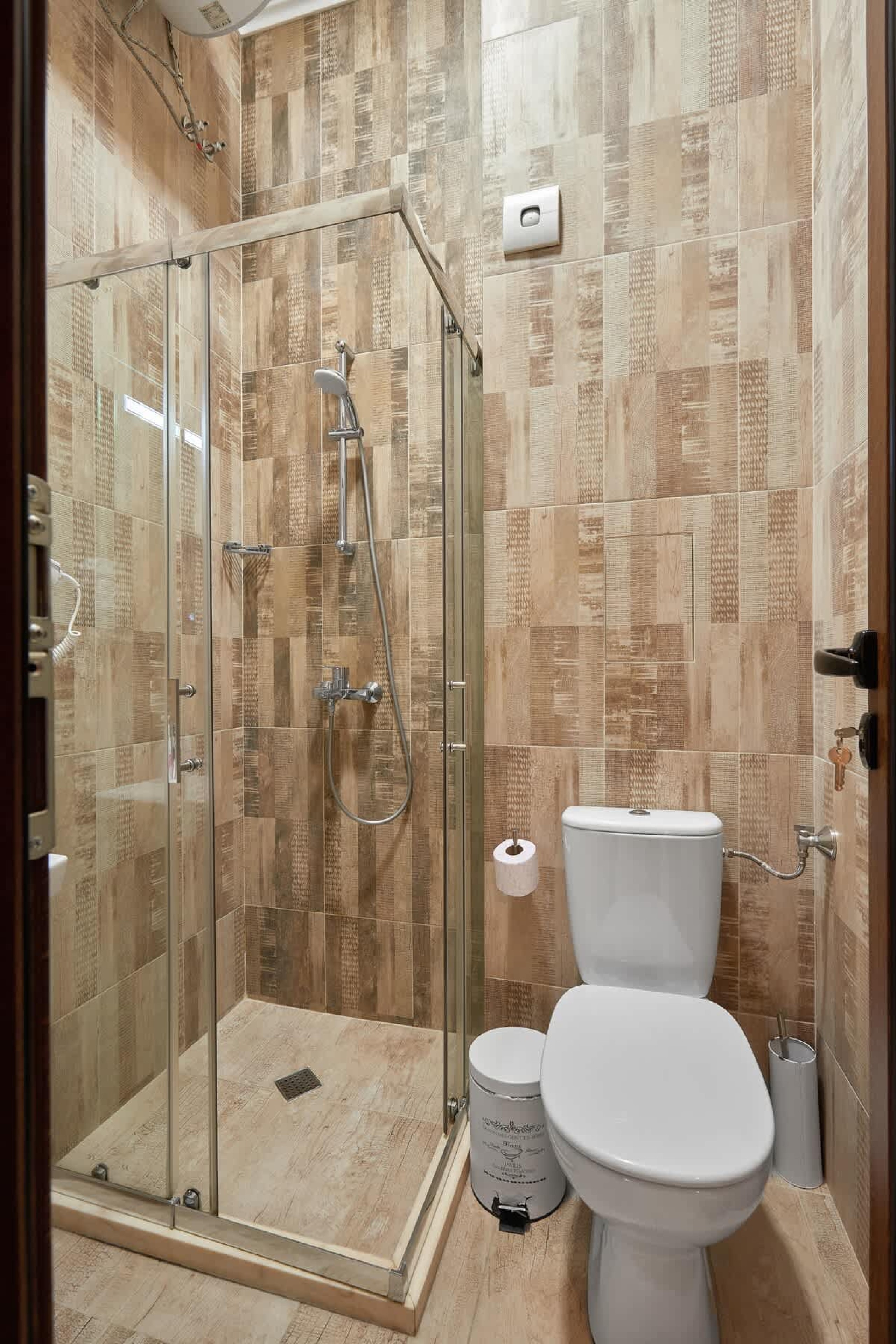 Studio in Sarafovo with Private Parking Spot - Photo 11